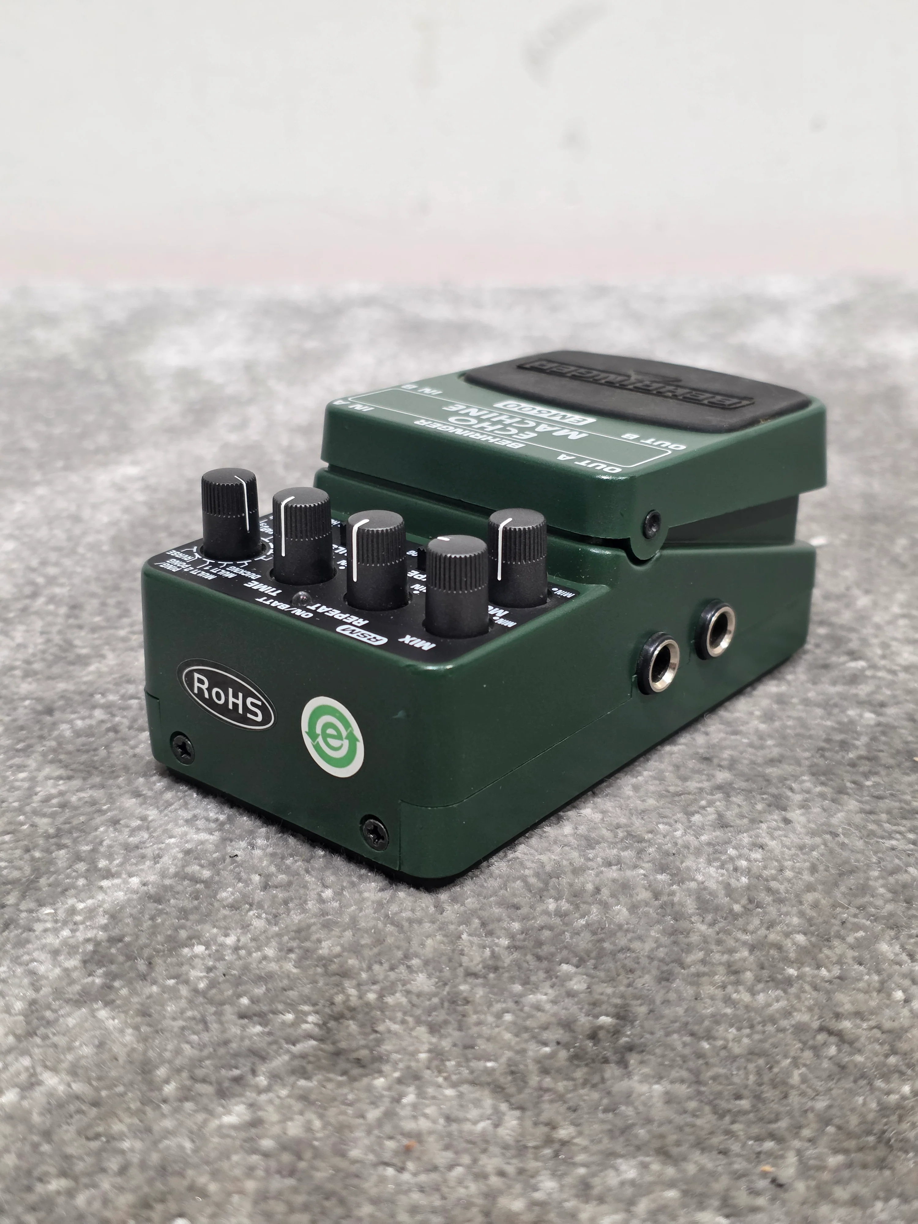Behringer EM600 Echo Machine - Guitar Effects Pedal - Green - Good - Image 5