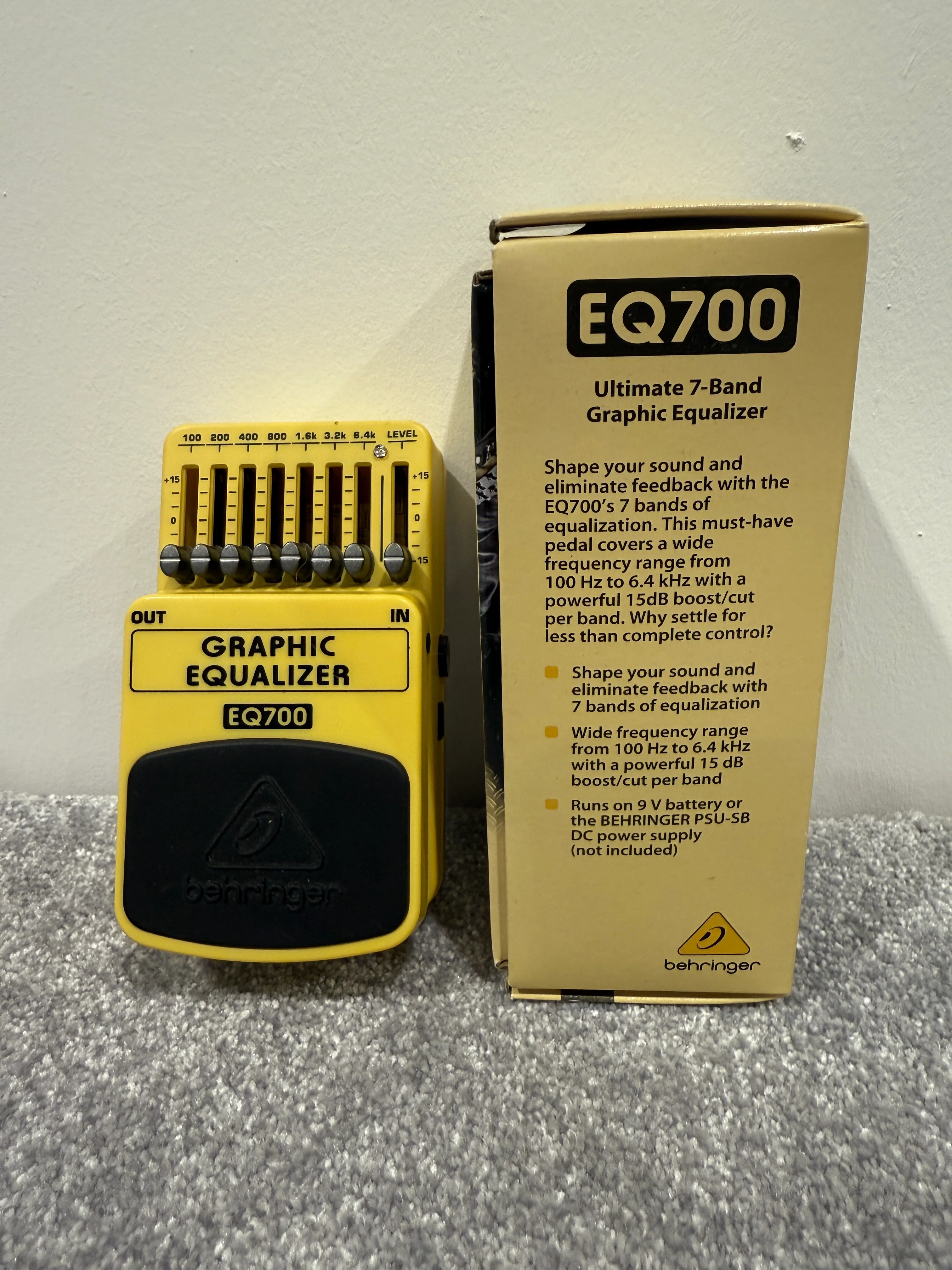 Behringer EQ700 Graphic Equaliser - Image 4