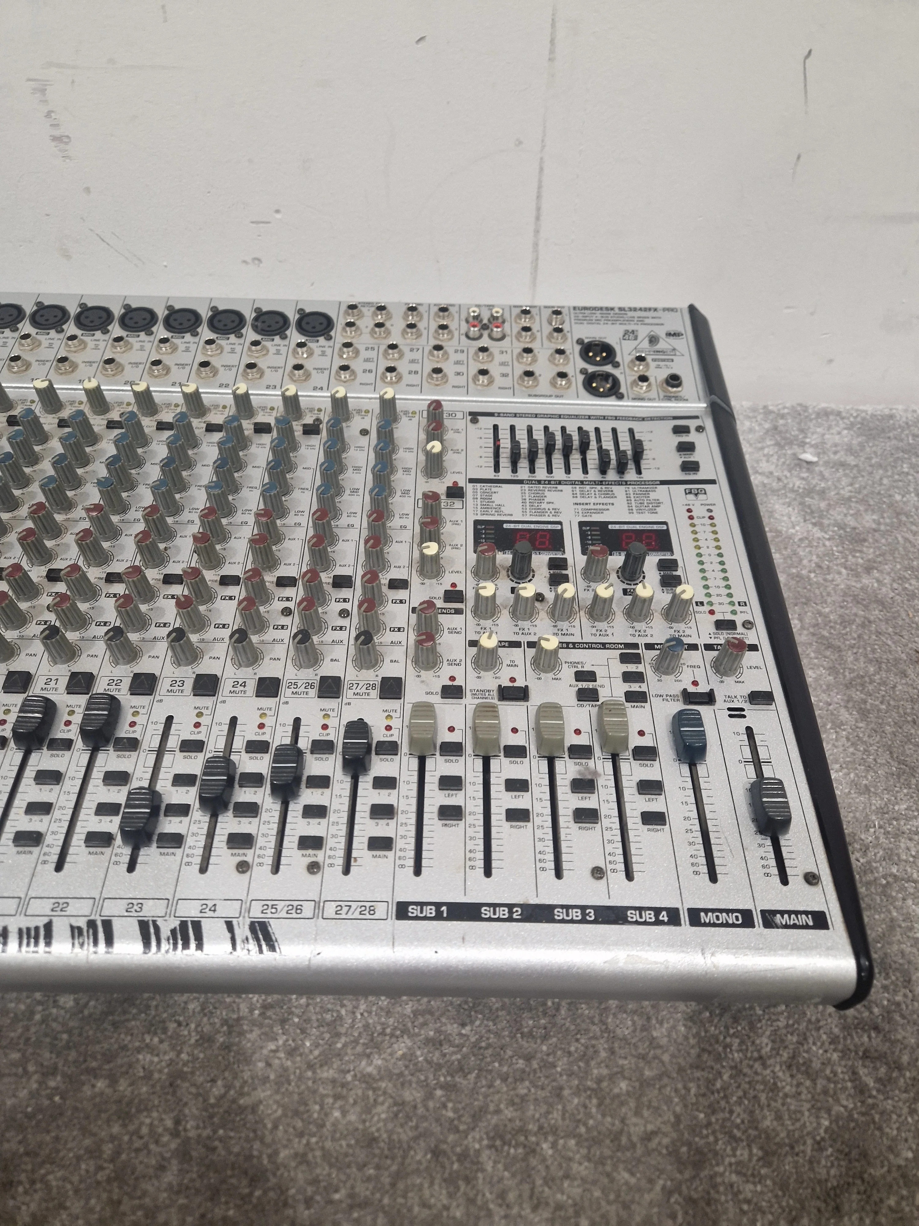 Behringer Eurodesk Sl3242fx-Pro Mixer - Multi-Effects Engine - Very Good w/ Power Cable - Image 10