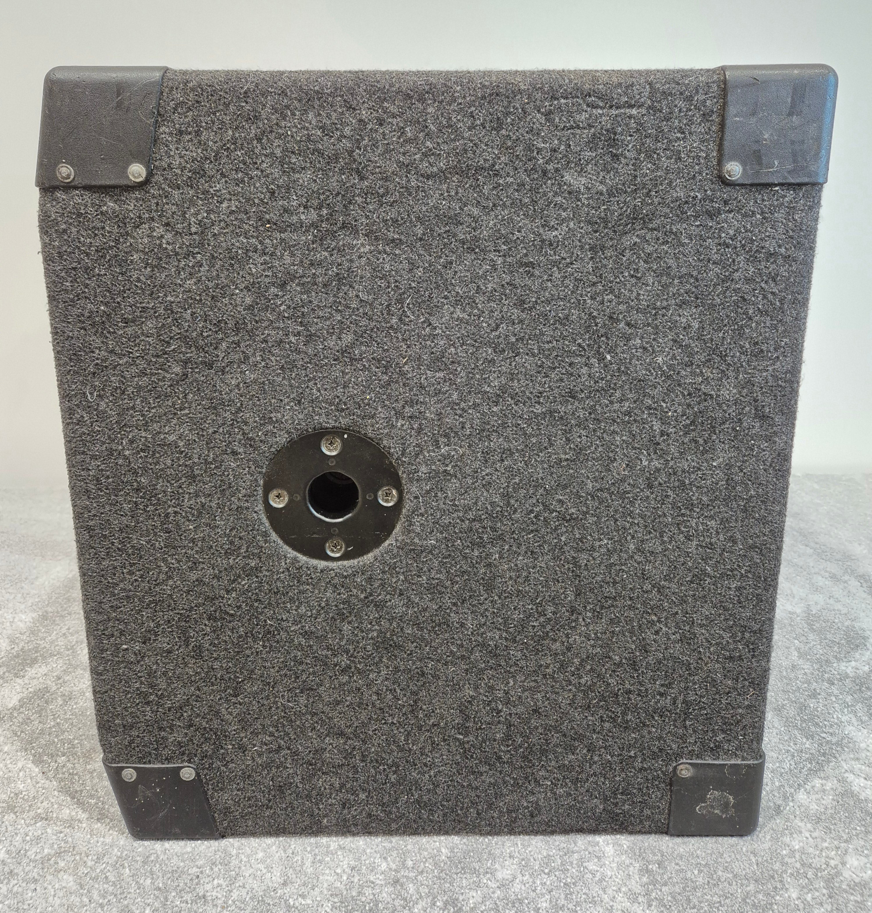 Behringer EUROLIVE B1800 - Black - 18" 1600 Watts - Image 7