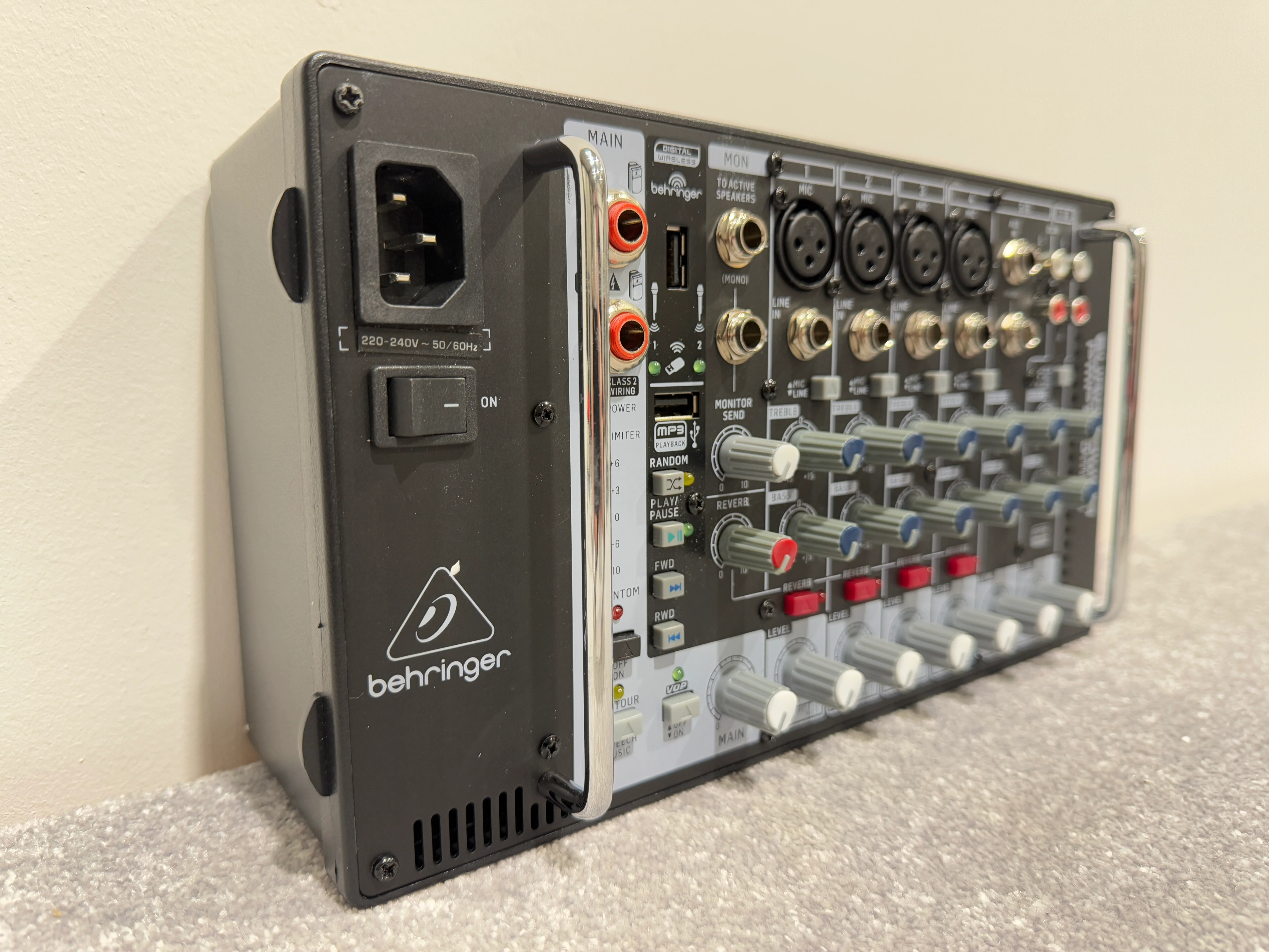 Behringer Europower PMP500 MP3 - 500 Watt Powered Mixer - Image 8