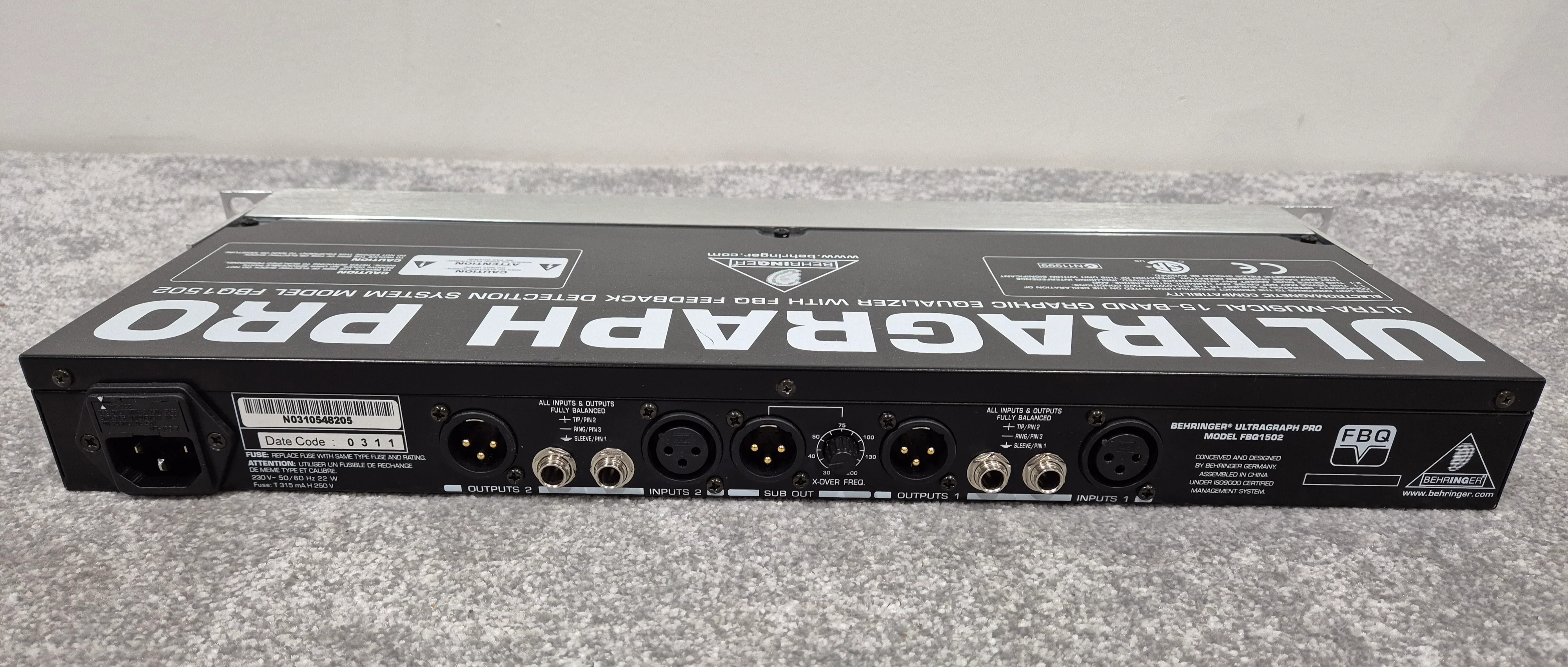 Behringer FBQ1502 Ultragraph Pro - 15-Band Stereo Graphic Equalizer - Image 6