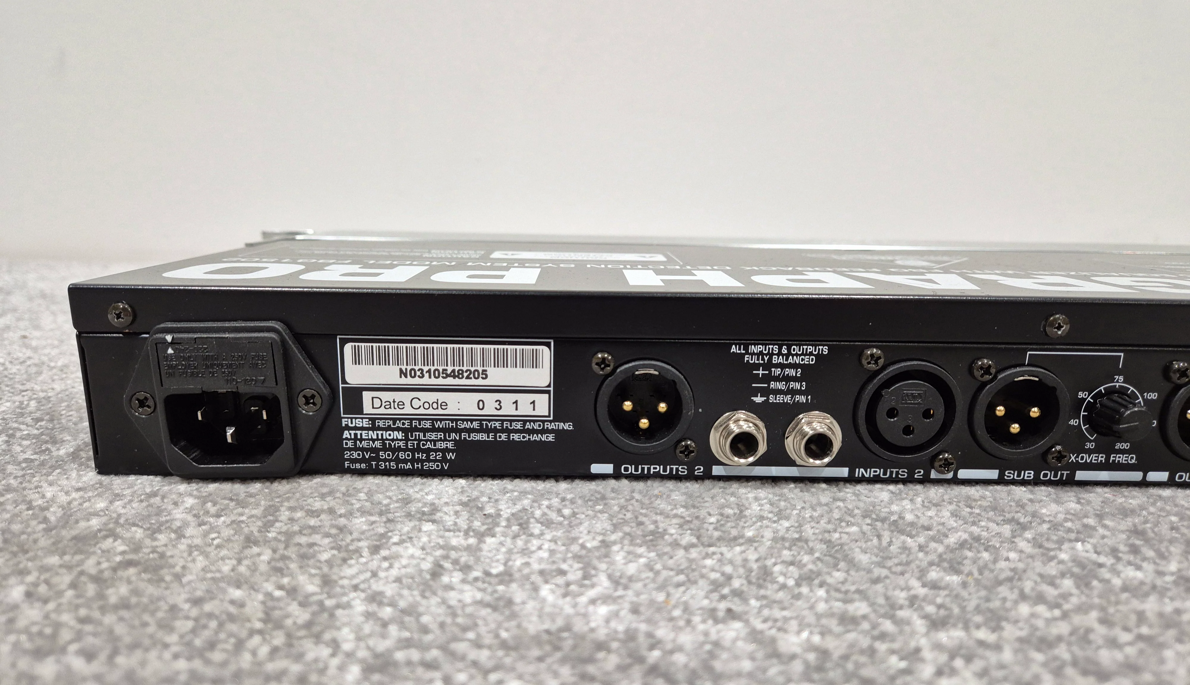 Behringer FBQ1502 Ultragraph Pro - 15-Band Stereo Graphic Equalizer - Image 8