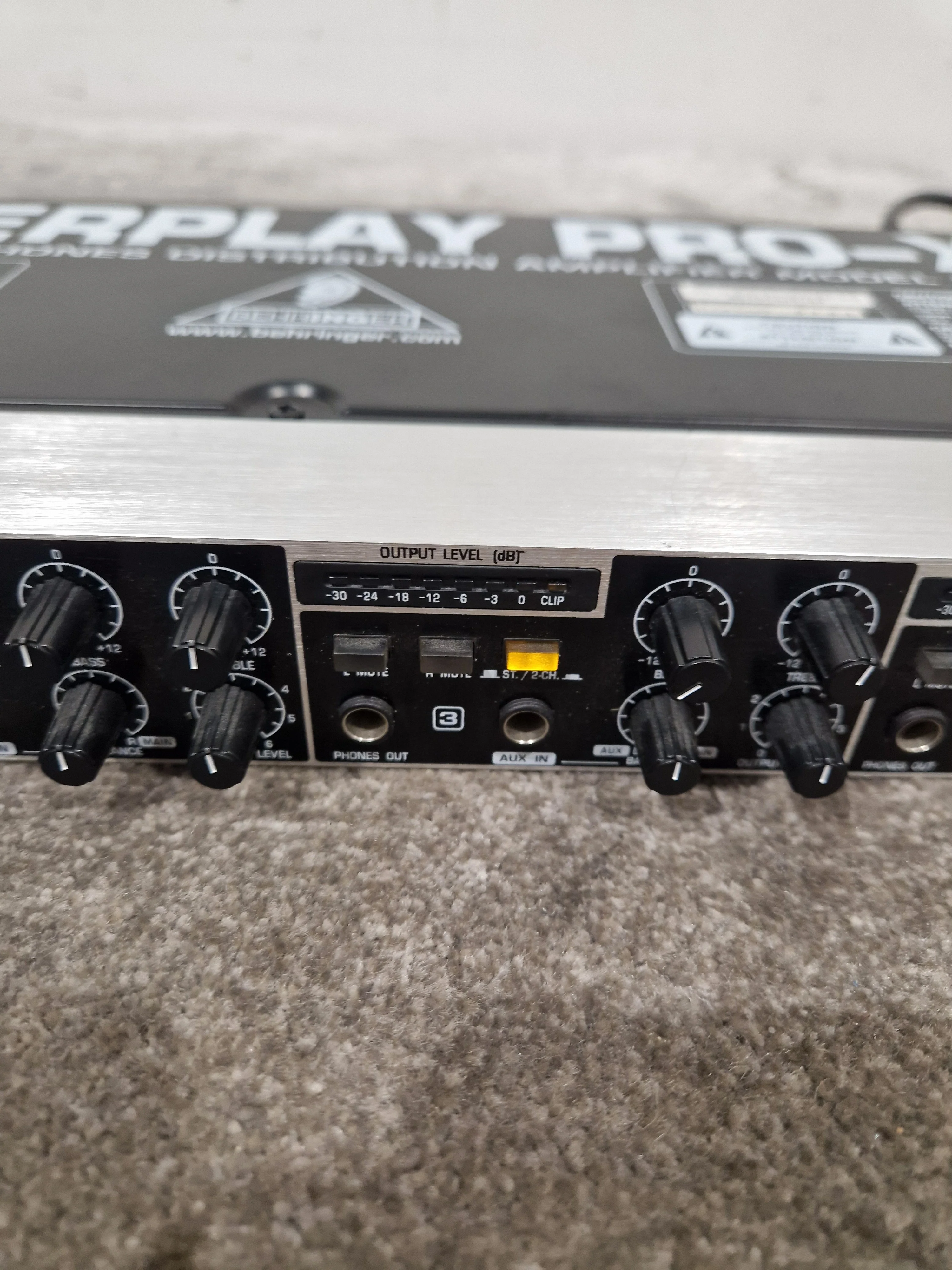 Behringer HA4700 - 4-Channel Headphone Amp - Excellent w/ Power Supply - Image 15