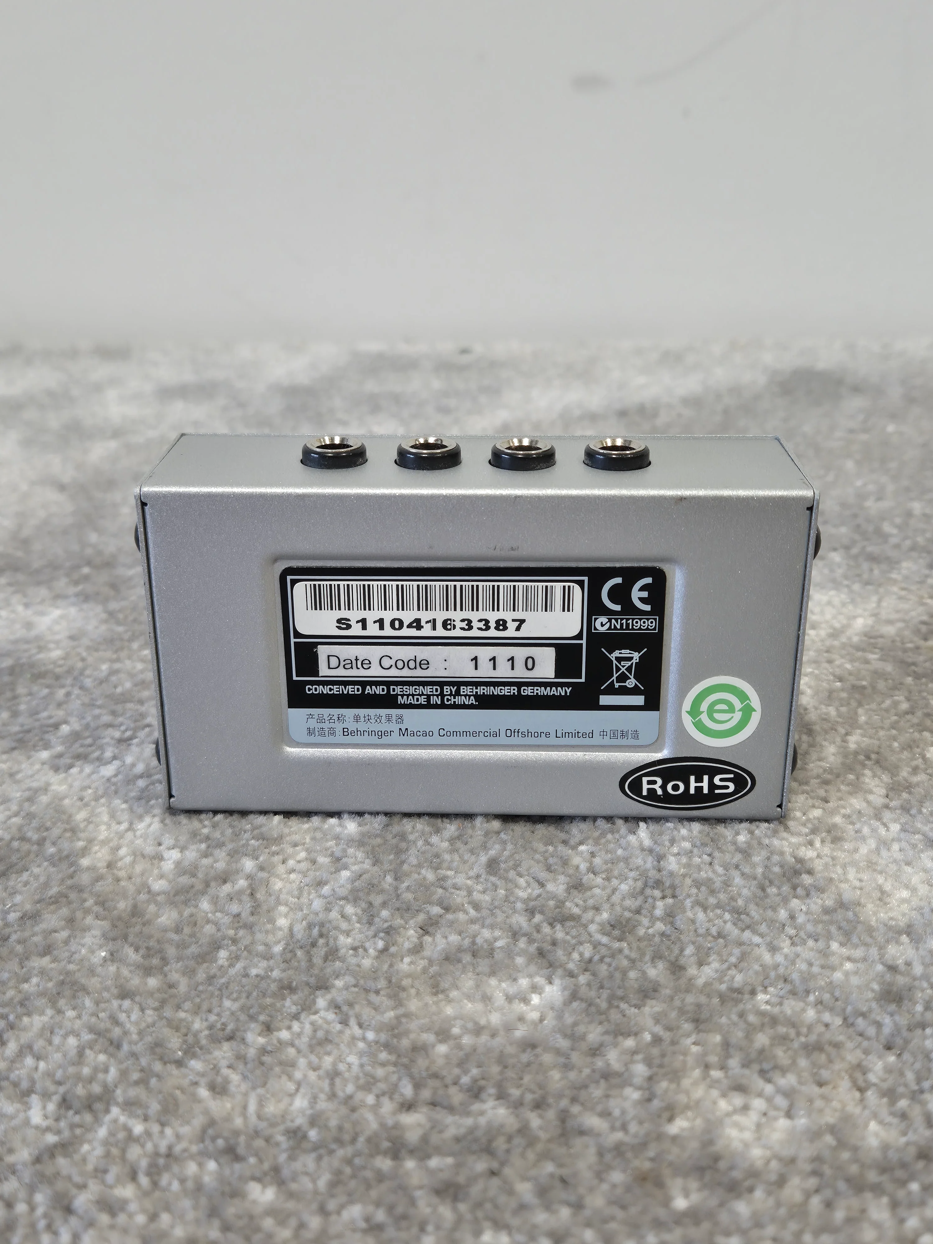 Behringer MicroHD HD400 - Hum Destroyer - Image 2
