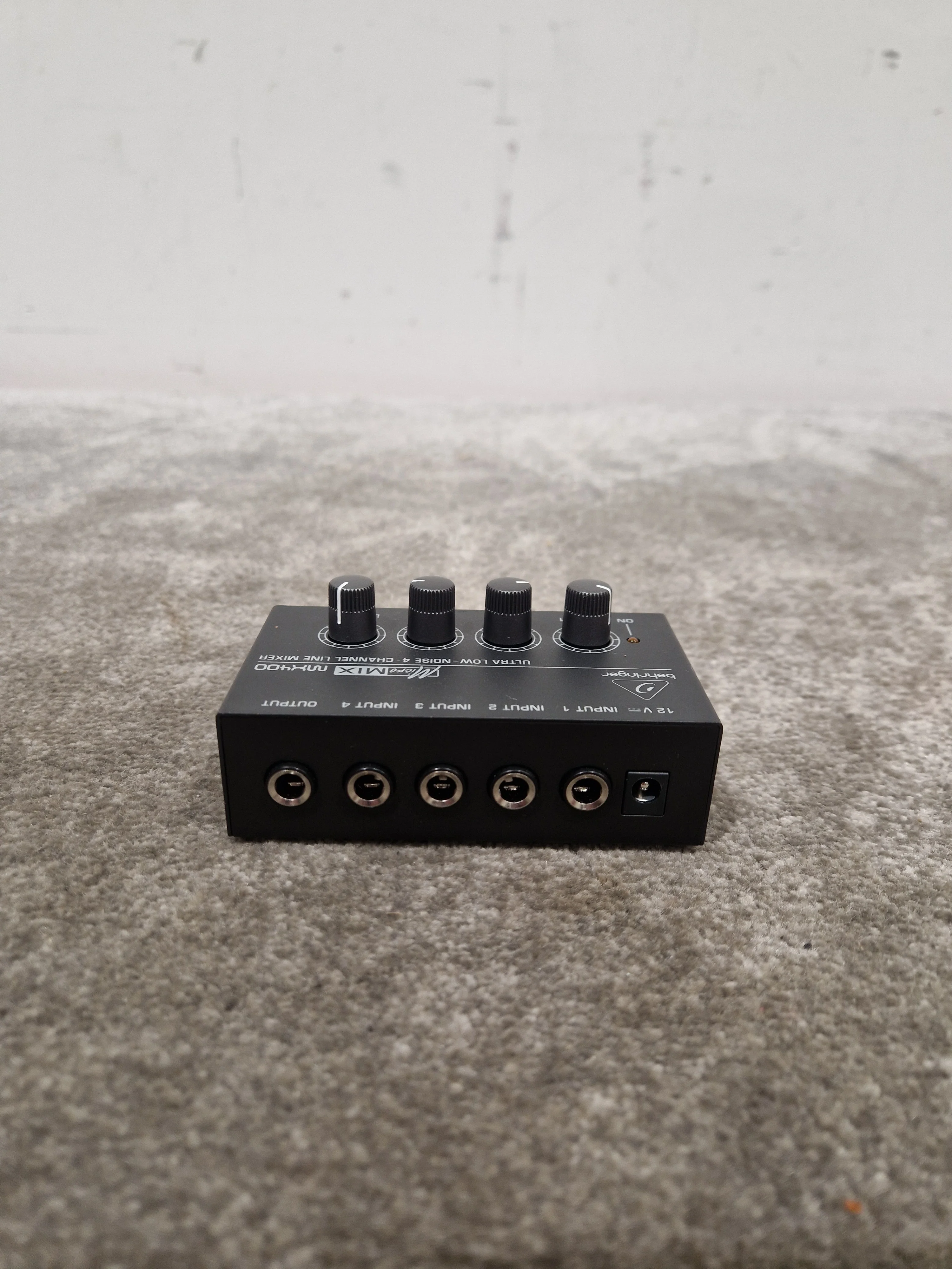 Behringer MicroMix MX400 - 4-Channel Line Mixer - Black - Excellent - Image 2
