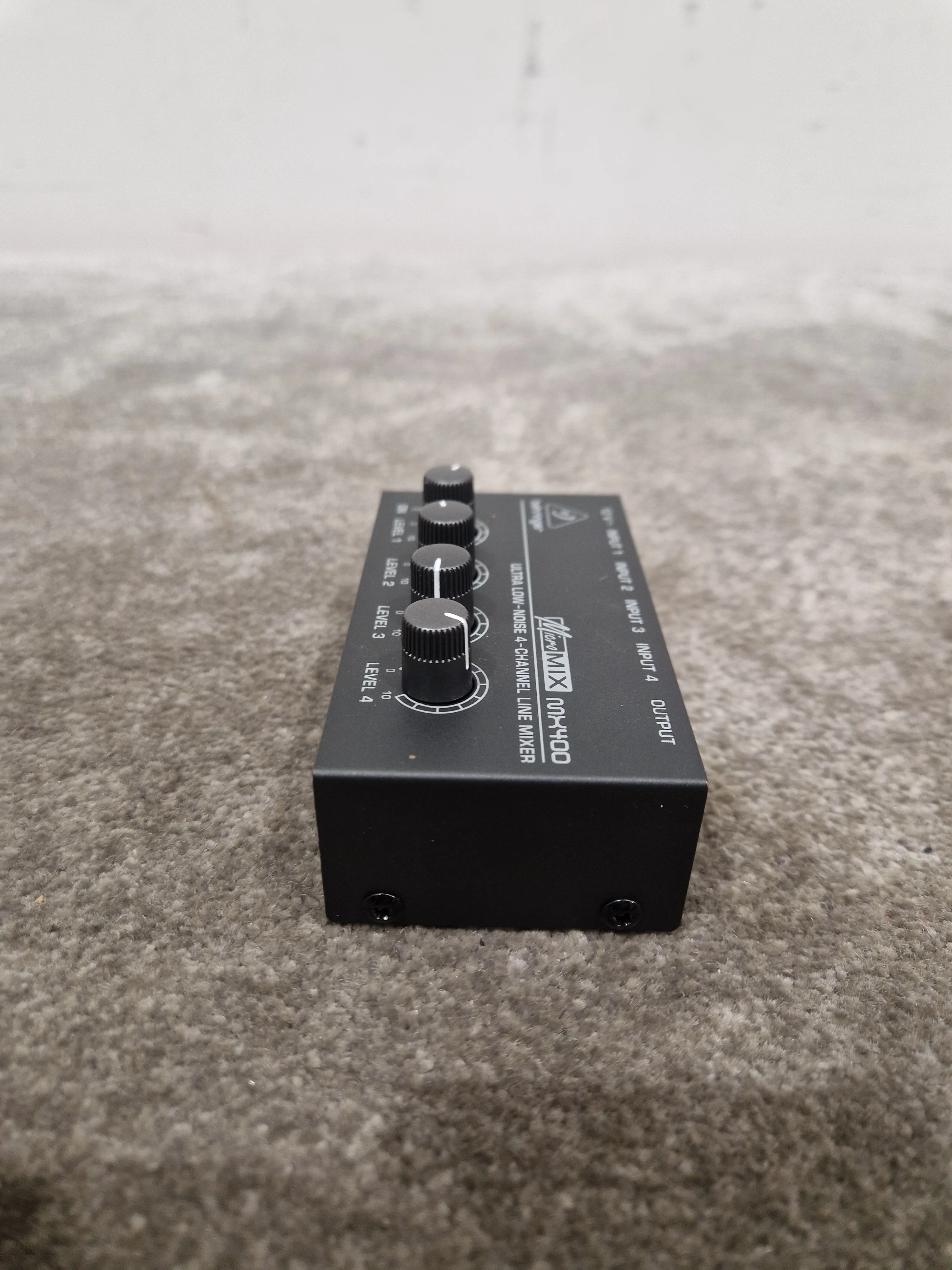 Behringer MicroMix MX400 - 4-Channel Line Mixer - Black - Excellent - Image 3