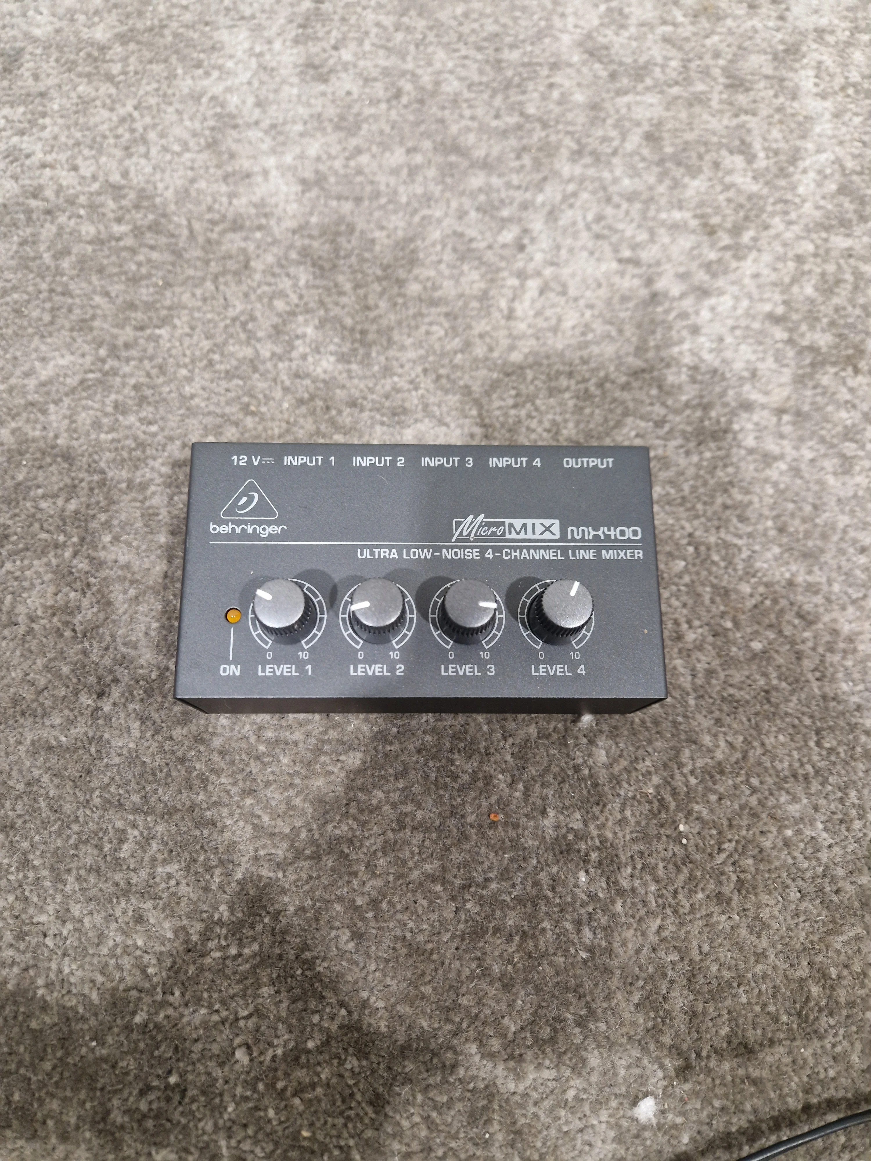 Behringer MicroMix MX400 - 4-Channel Line Mixer - Black - Excellent - Image 4