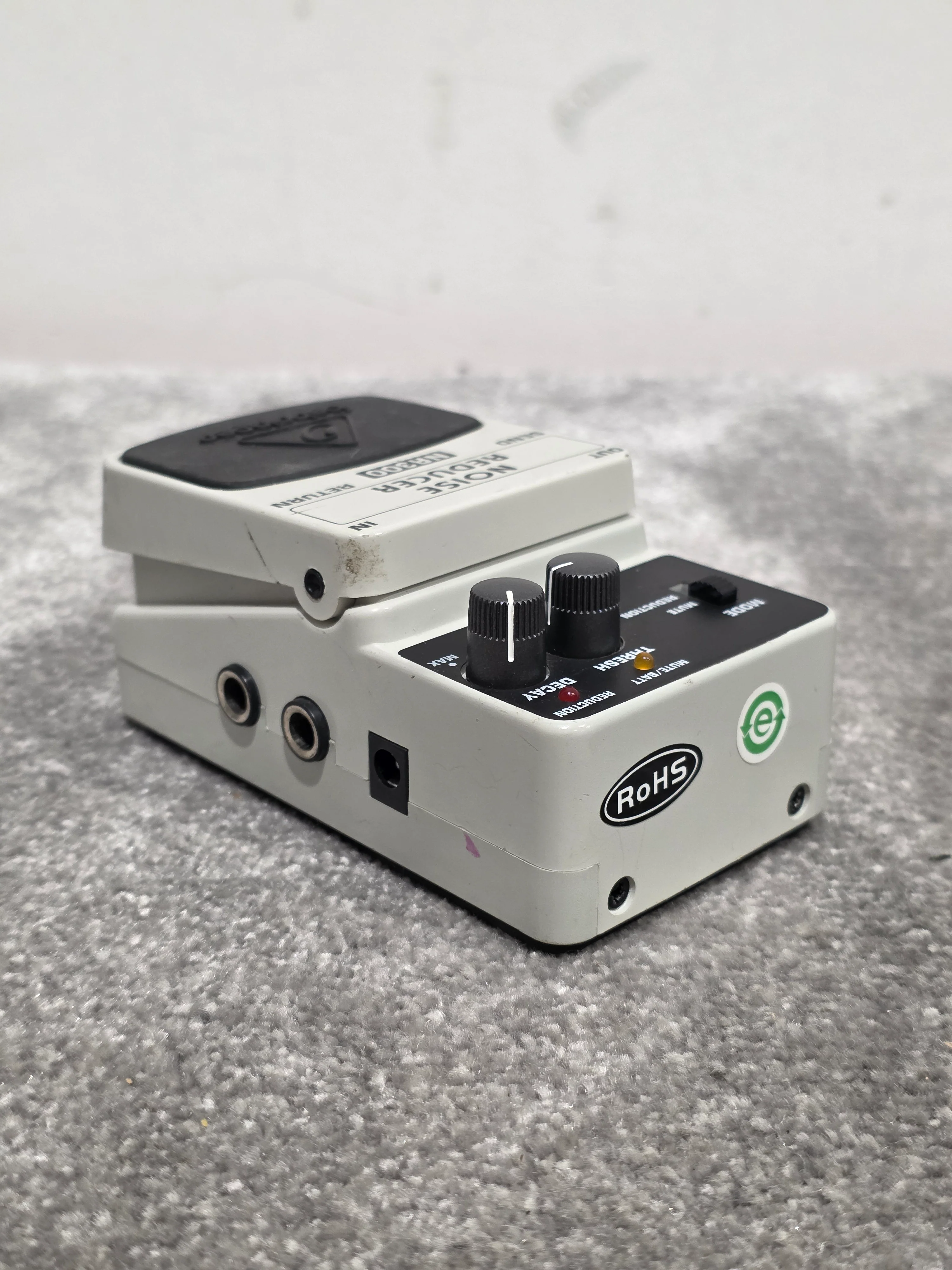 Behringer NR300 - Noise Reducer Effects Pedal - Good - Image 3