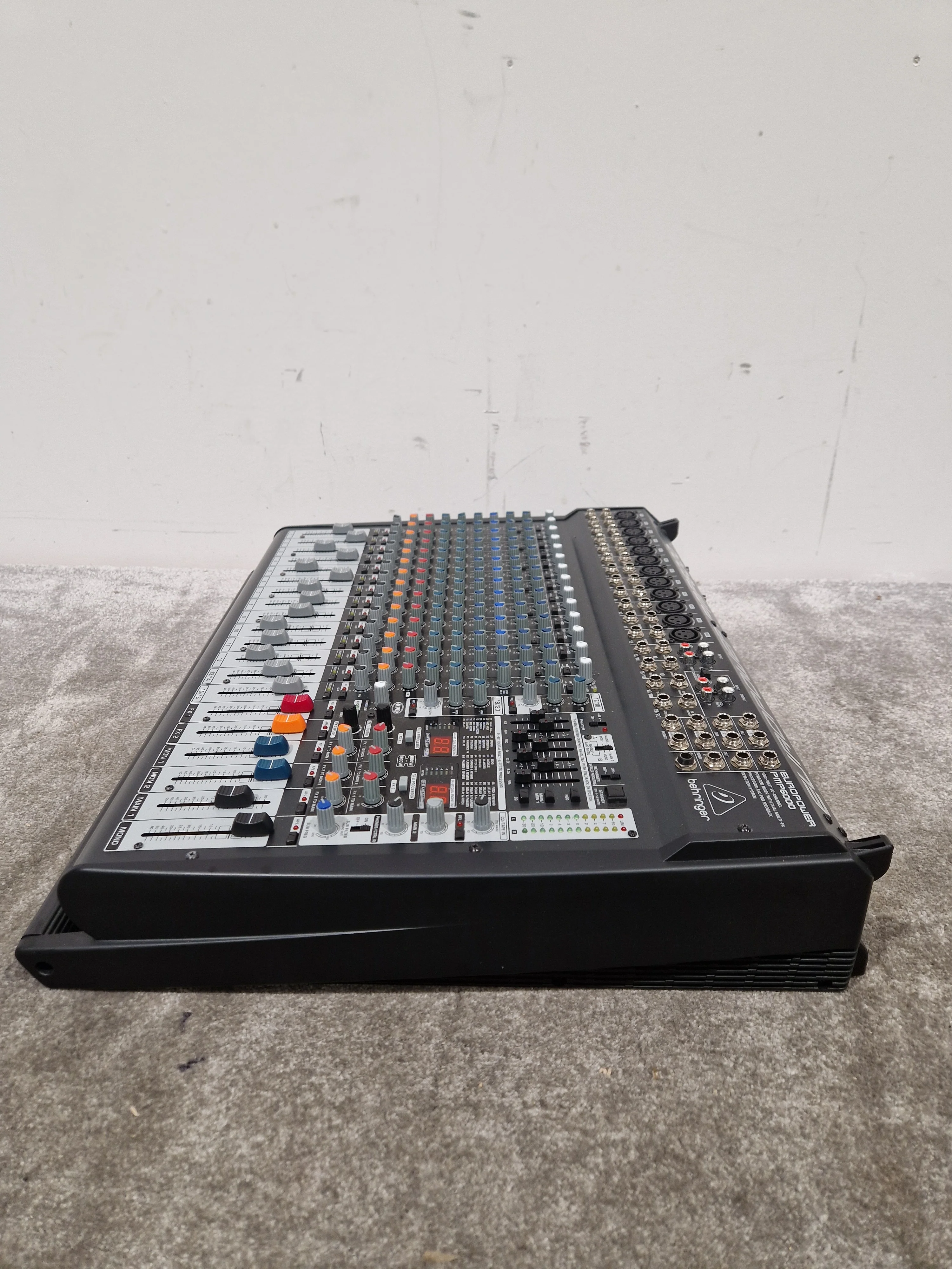 Behringer PMP6000 - 1600W Powered Mixer - Excellent w/ Power Supply - Image 7