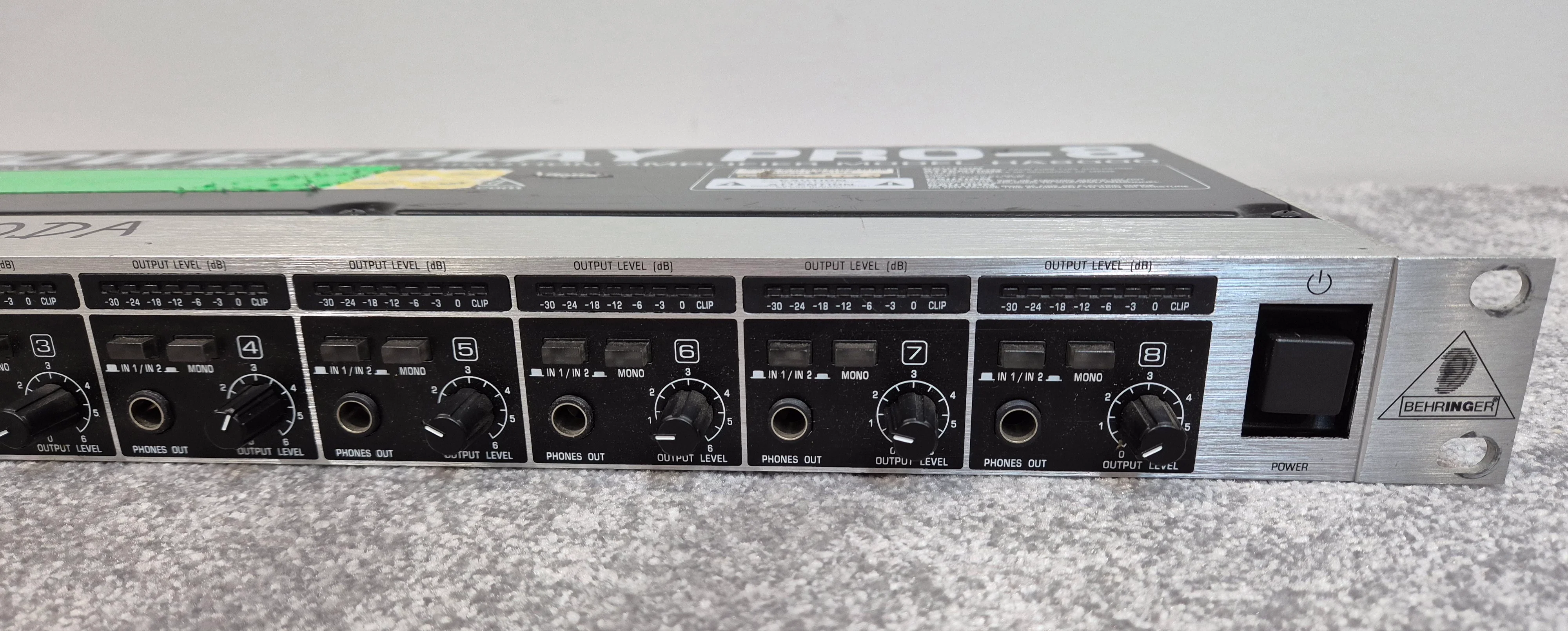 Behringer Powerplay Pro 8 - 8-Channel Headphone Amplifier - Image 2