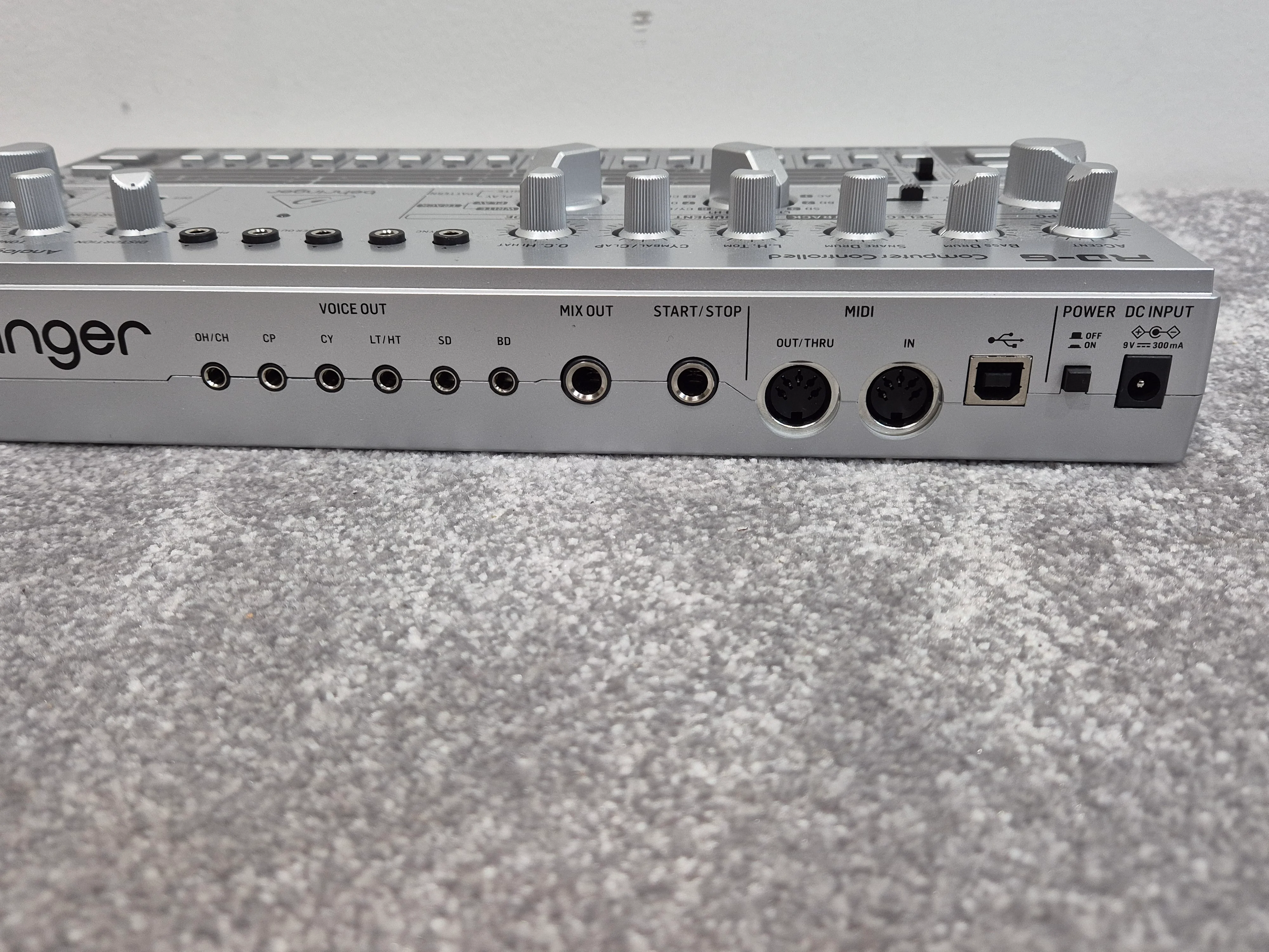 Behringer RD-6 -  Drum Machine (Spares or Repairs) - Image 4
