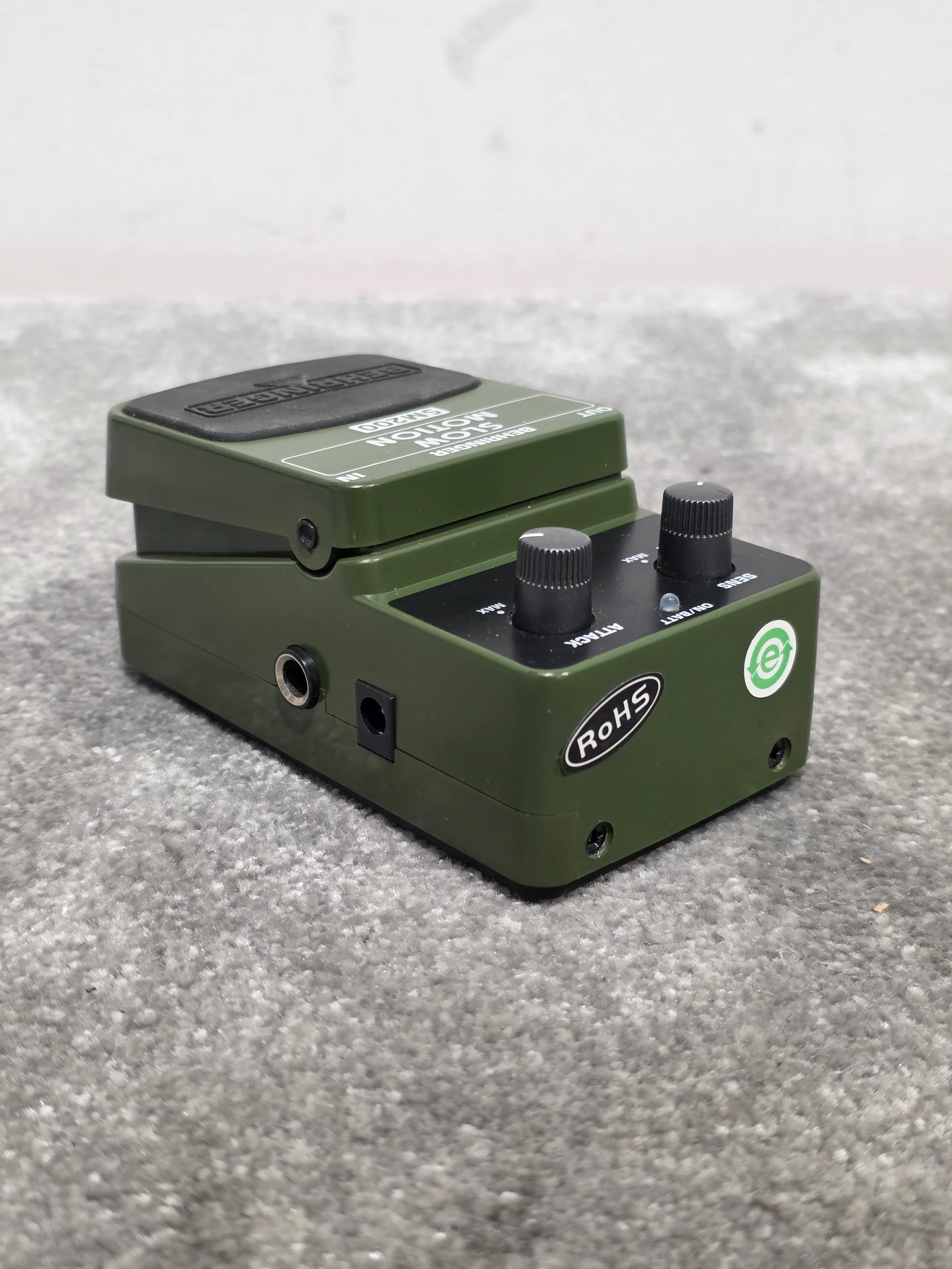 Behringer SM200 Slow Motion - Guitar Effects Pedal - Green - Good - Image 3
