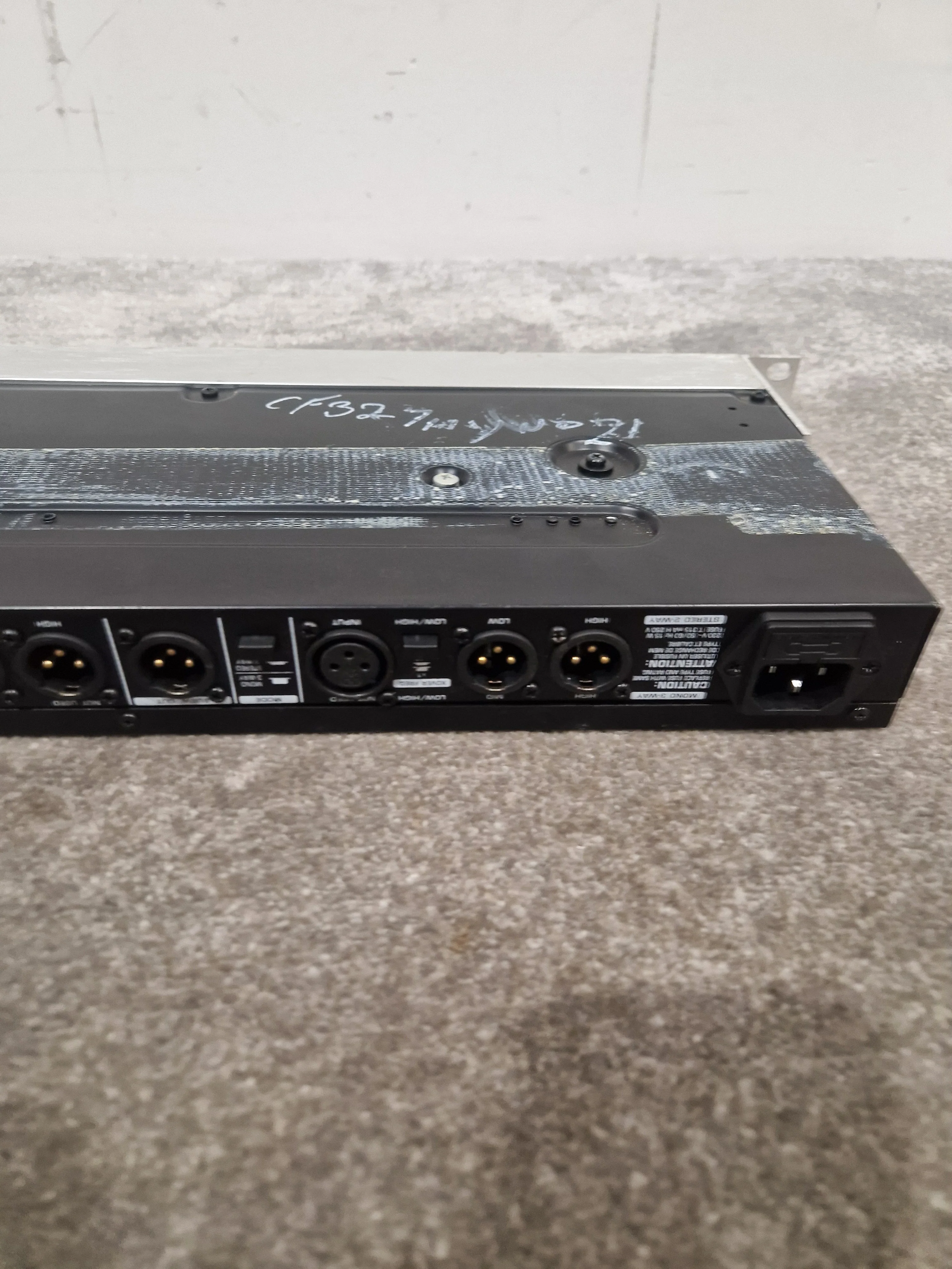 Behringer Super X Pro CX2310 R - Stereo 2-Way Crossover - Partially Working w/ Power Supply - Image 12