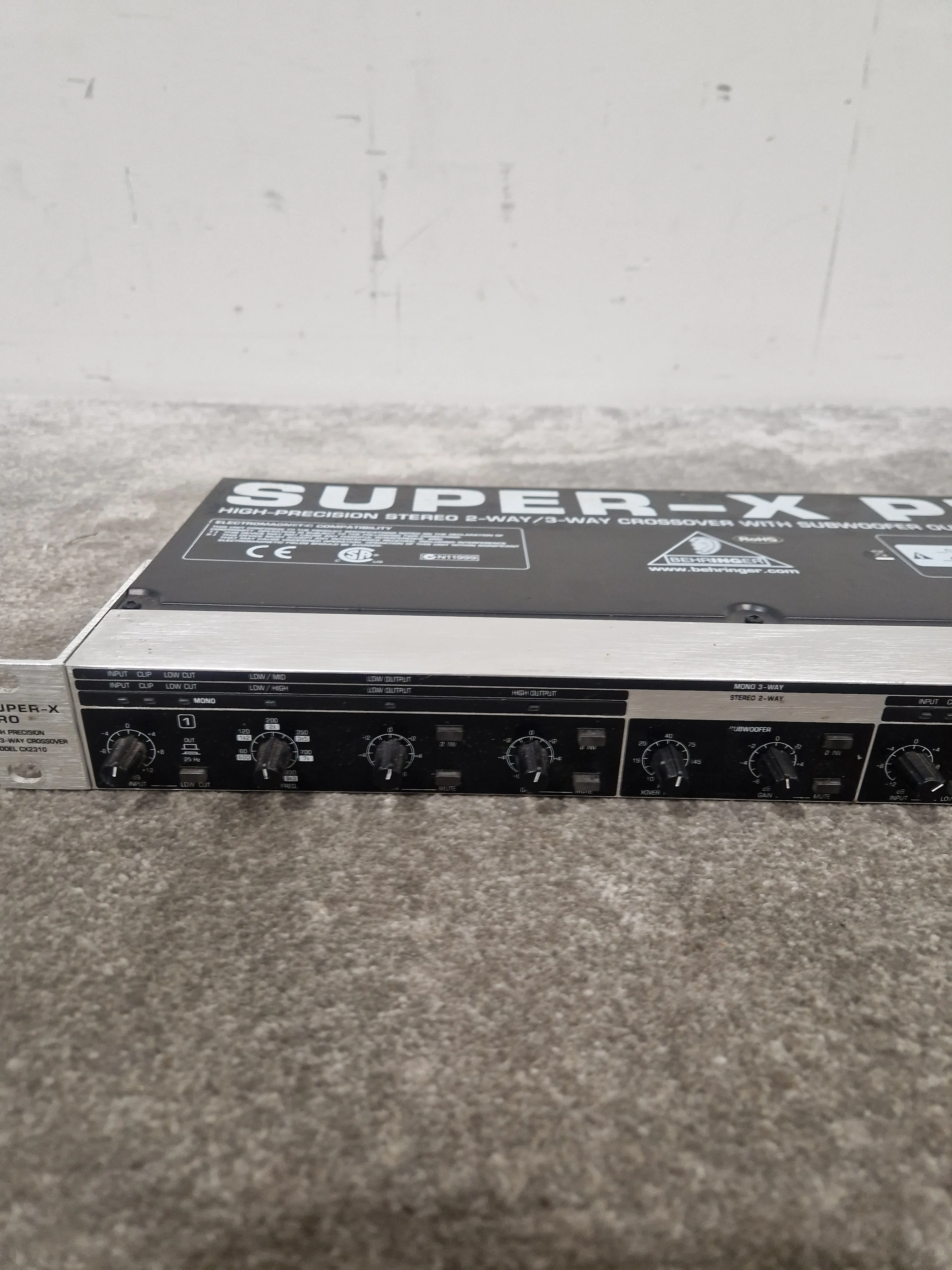 Behringer Super X Pro CX2310 R - Stereo 2-Way Crossover - Partially Working w/ Power Supply - Image 4