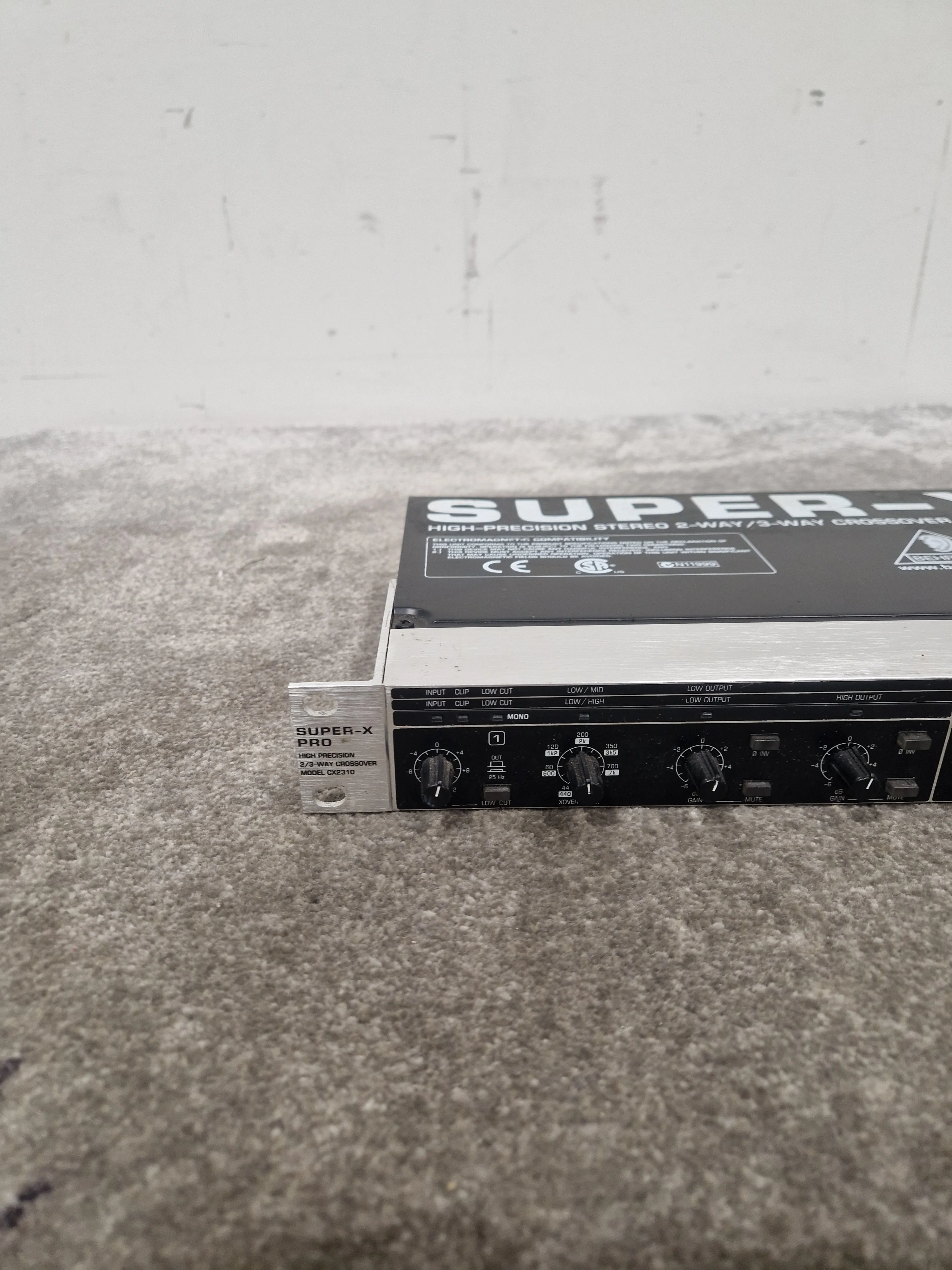 Behringer Super X Pro CX2310 R - Stereo 2-Way Crossover - Partially Working w/ Power Supply - Image 5