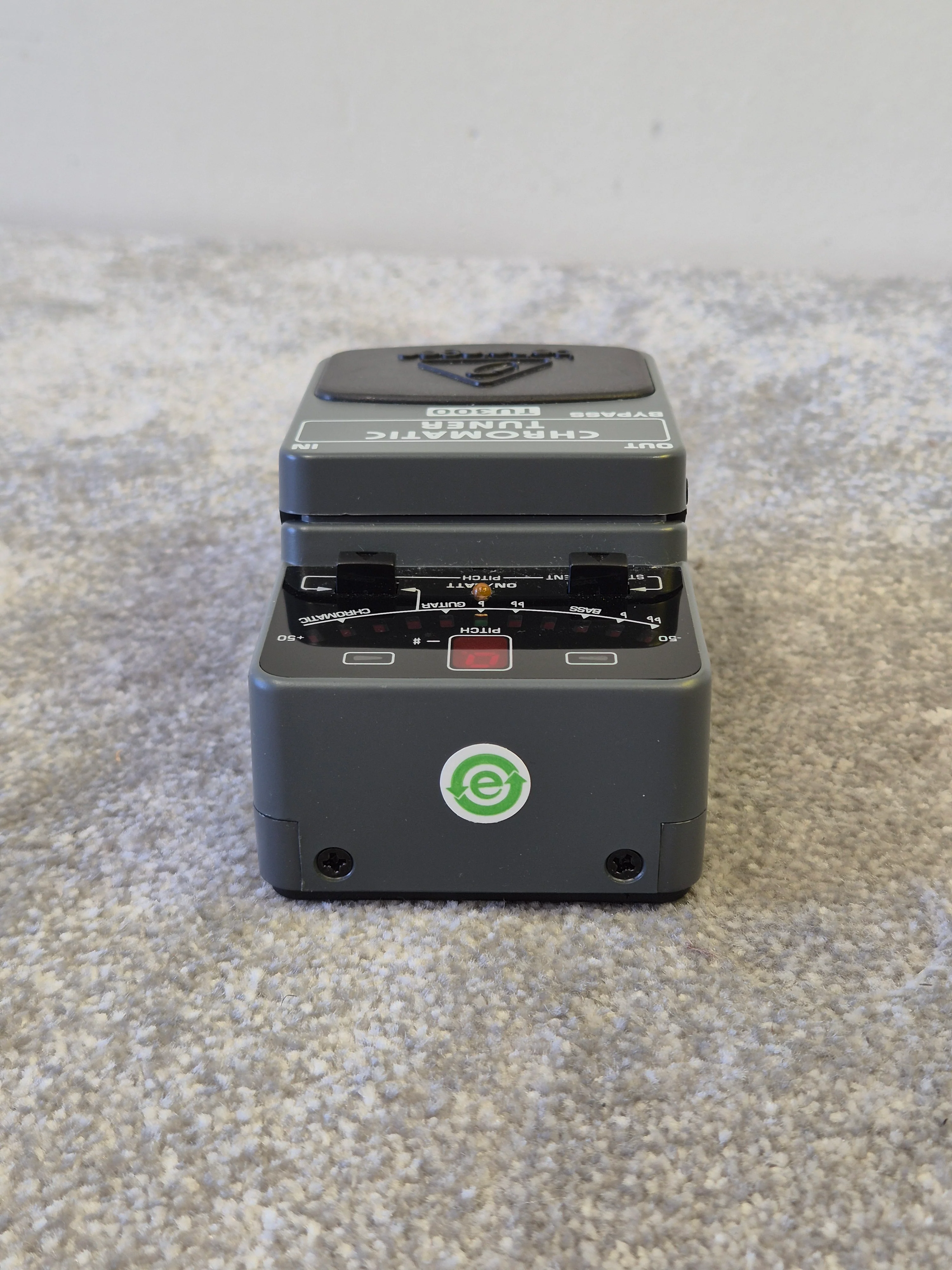 Behringer TU300 Chromatic Tuning Pedal - Excellent - Image 4