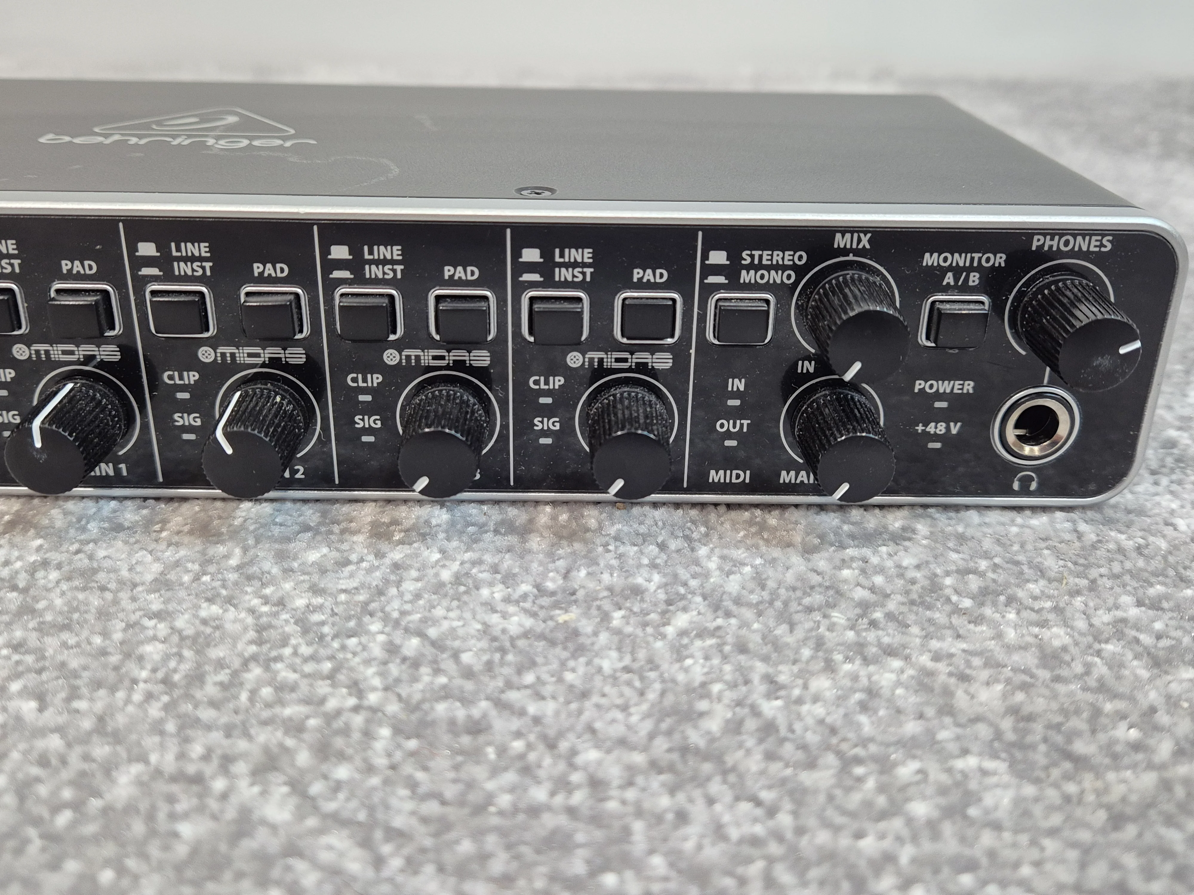 Behringer U-PHORIA UMC404HD - Audio Interface - Image 2