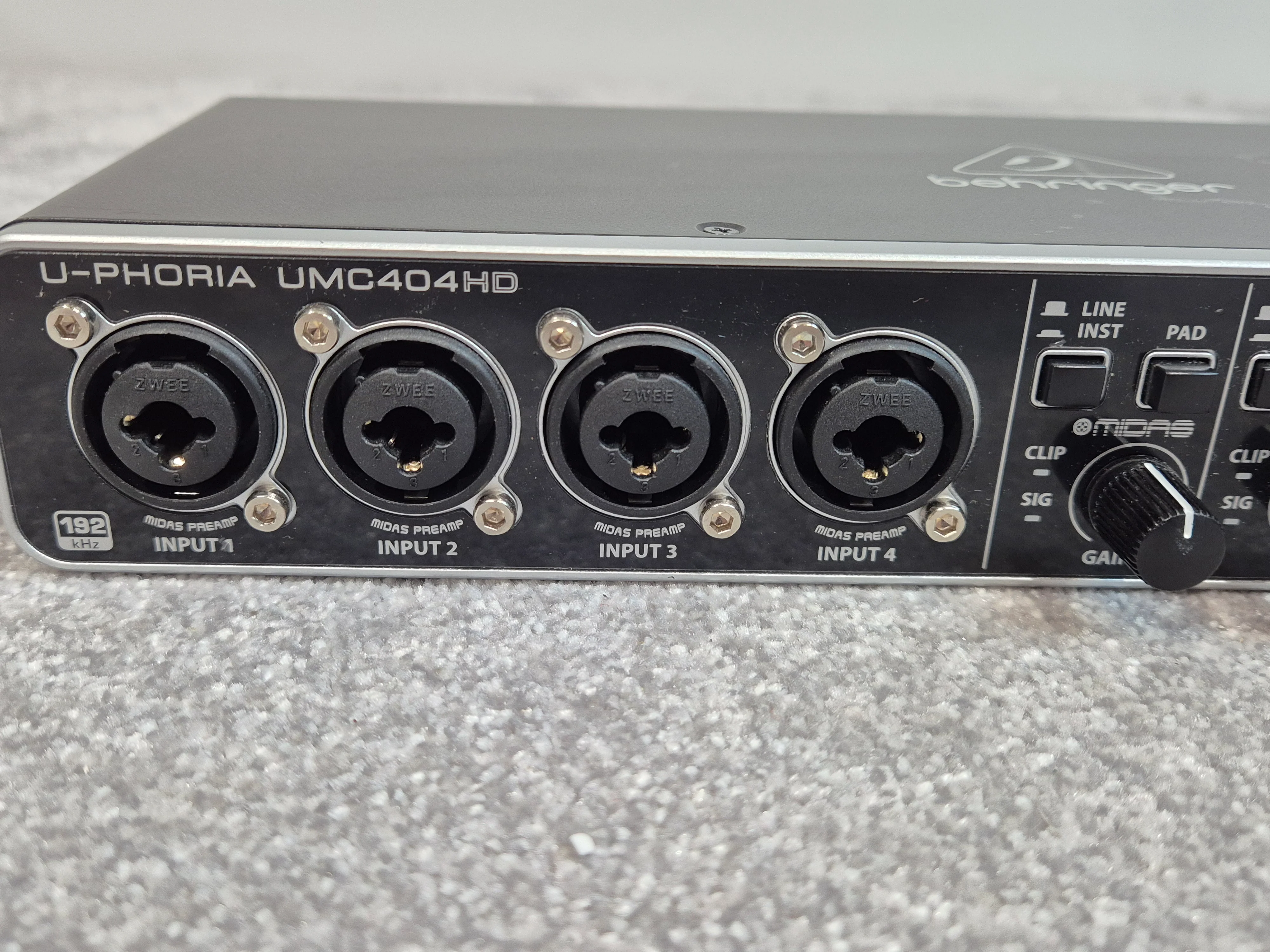 Behringer U-PHORIA UMC404HD - Audio Interface - Image 3