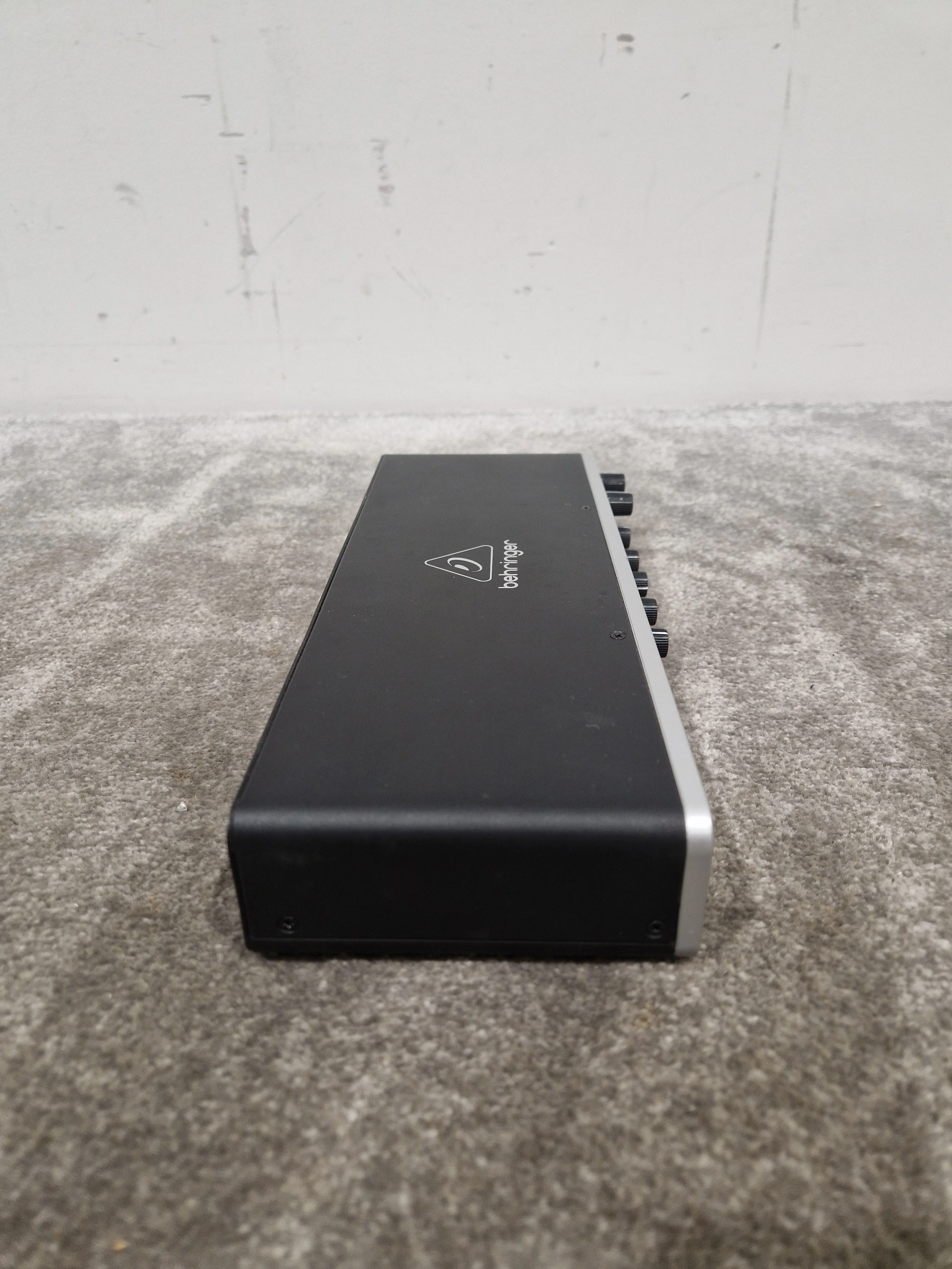 Behringer U Phoria UMC404HD Audio Interface - 4-in/4-out USB - Excellent w/ Original Box & Power Supply - Image 4