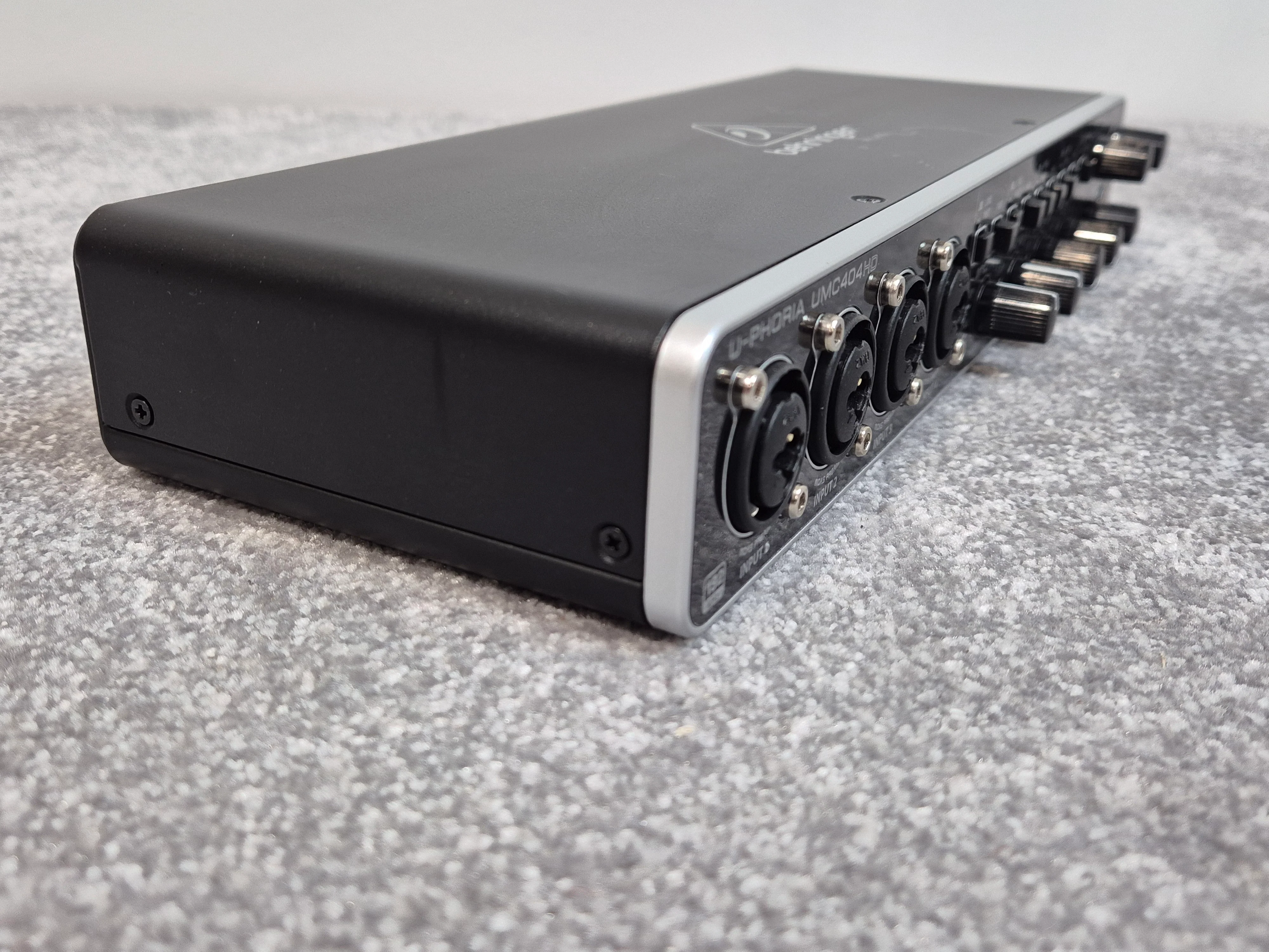 Behringer U-PHORIA UMC404HD - Audio Interface - Image 4