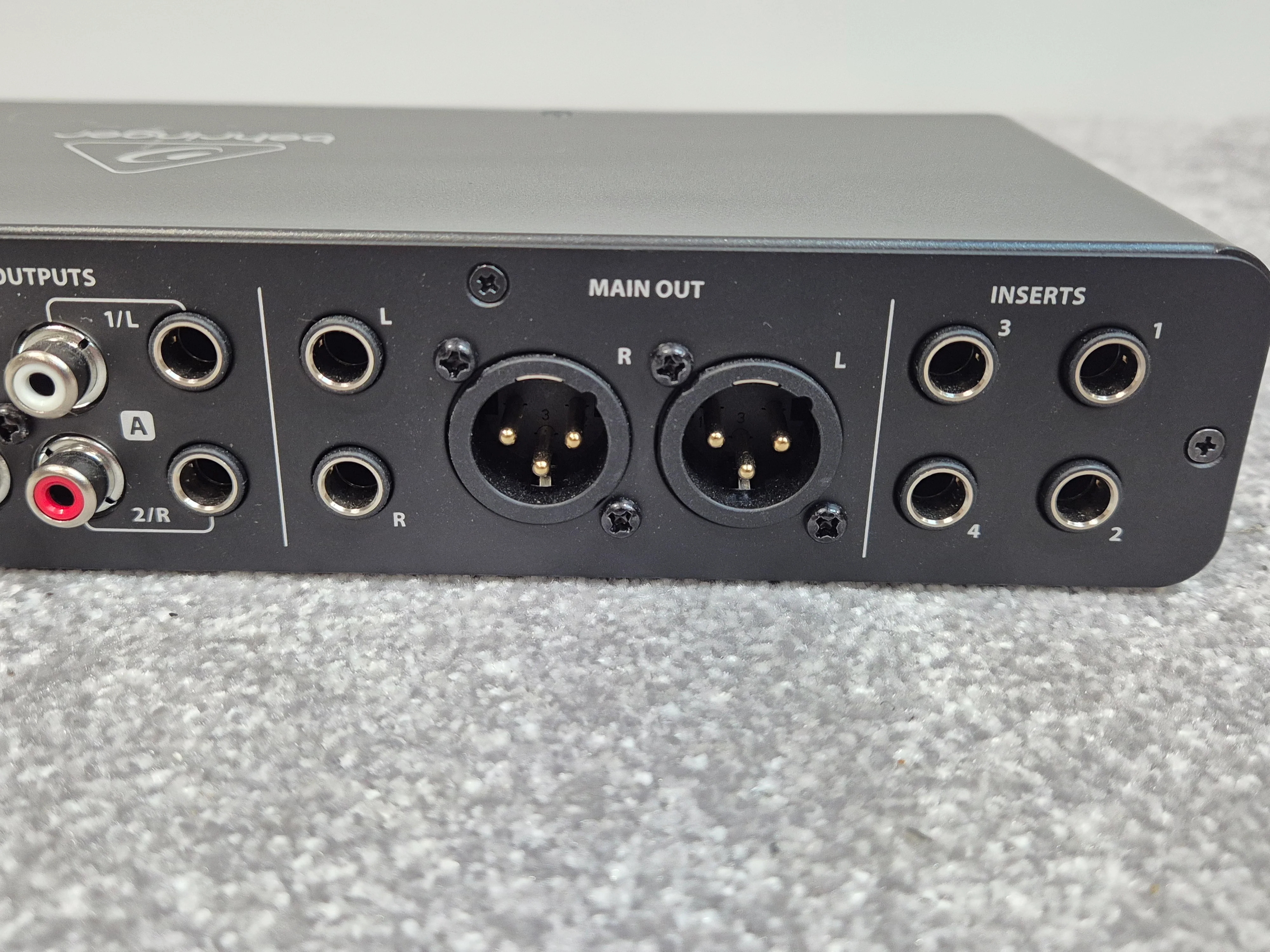 Behringer U-PHORIA UMC404HD - Audio Interface - Image 8