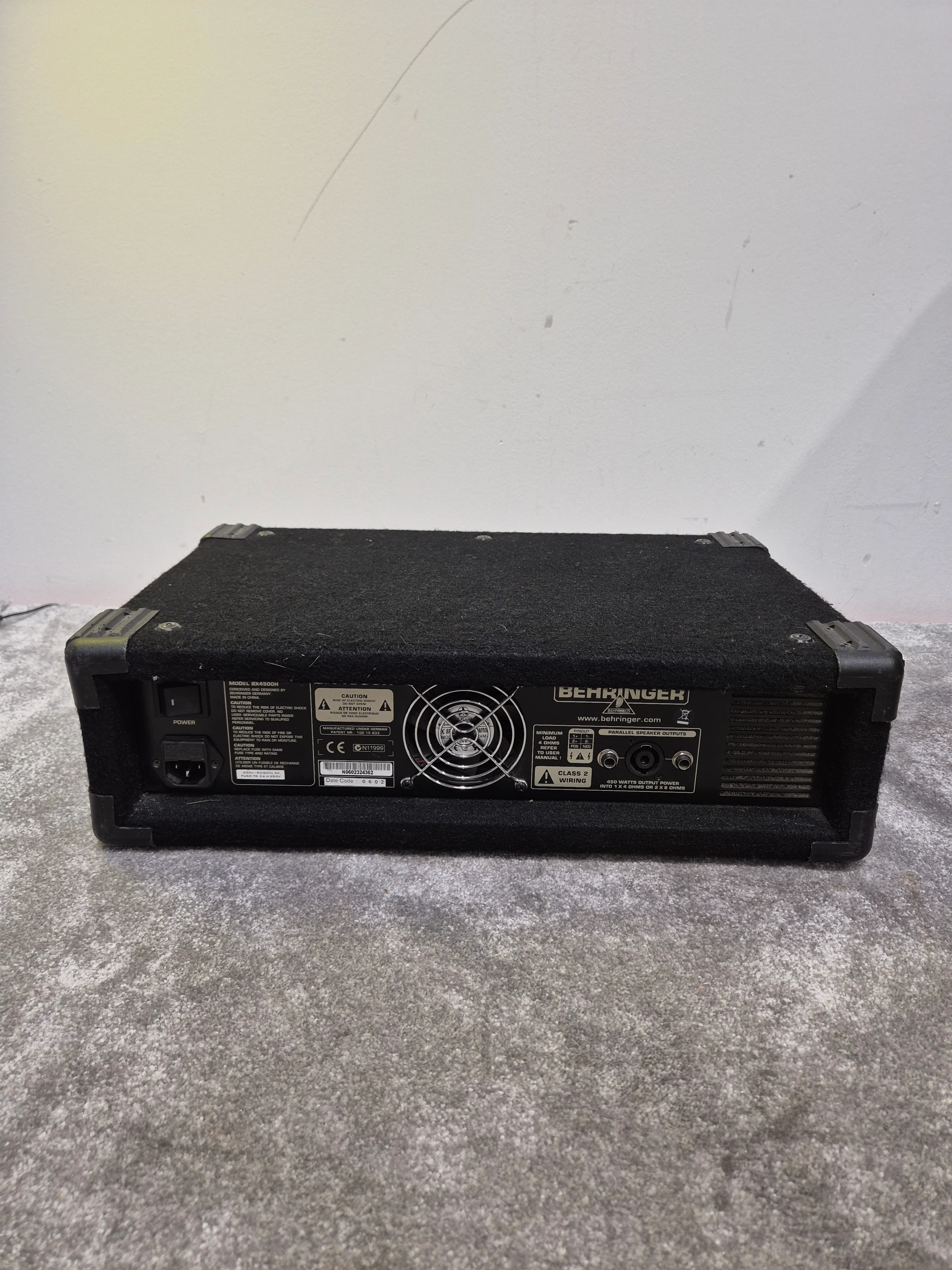 Behringer Ultrabass BX4500H 450W Bass Amplifier - High Power, Versatile EQ - Excellent - Image 6