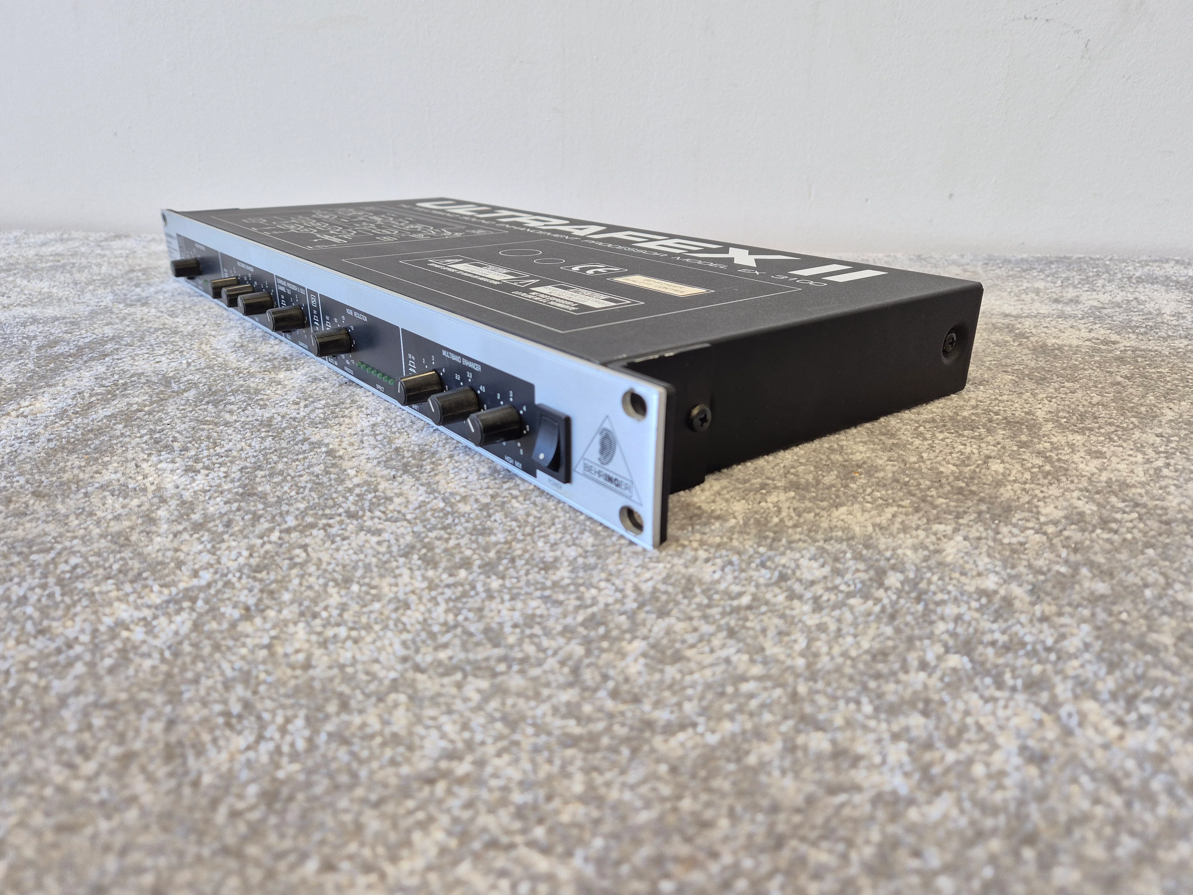 Behringer Ultrafex II EX3100 - 2-channel Multiband Sound Enhancement - Image 6