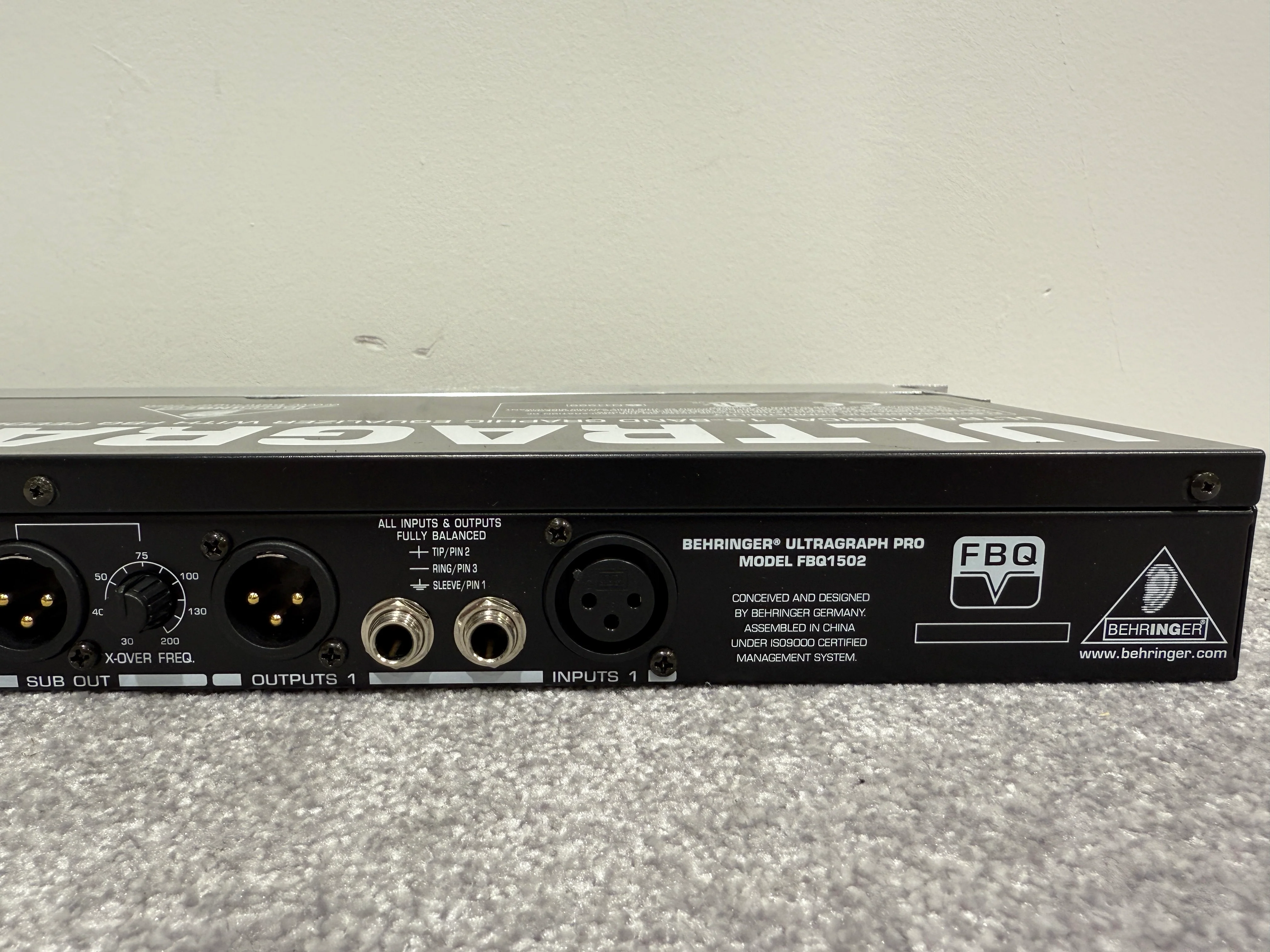 Behringer Ultragraph Pro - Graphic Equaliser (Rack Mountable) - Image 7