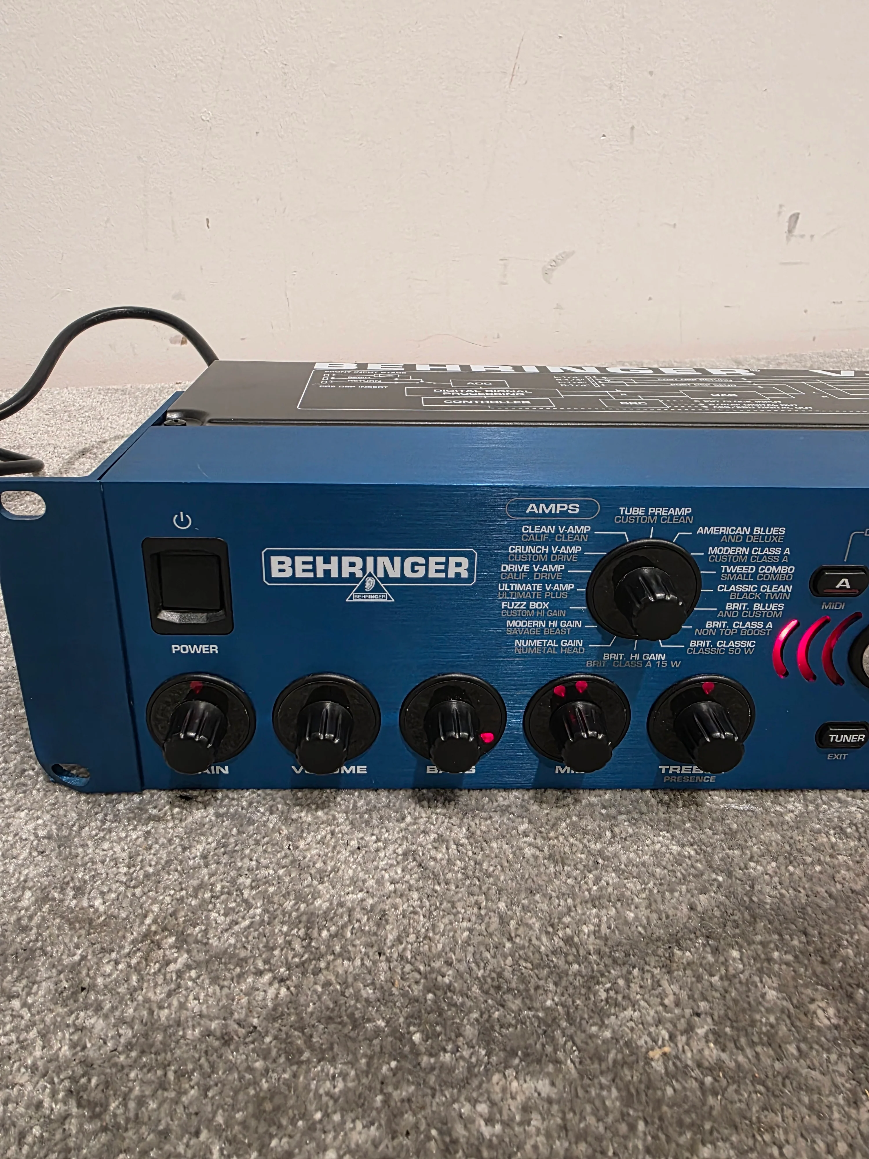 Behringer V-Amp Pro - Guitar Amplifier/Effects Processor - Blue - Excellent w/ Original Box - Image 2
