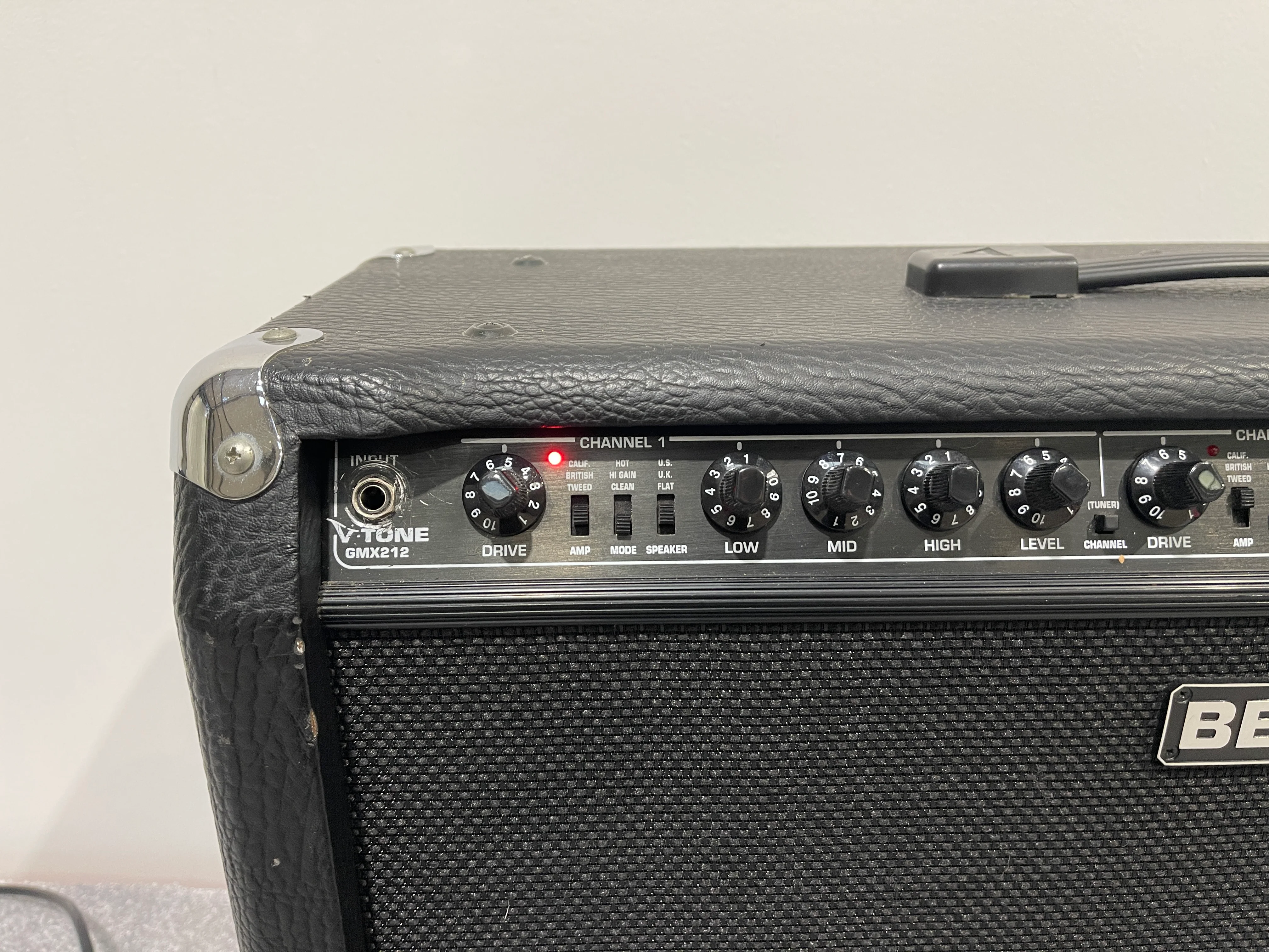 Behringer V-Tone GMX212 Elerctric Guitar 2 channel Amp 60W per channel - Image 14