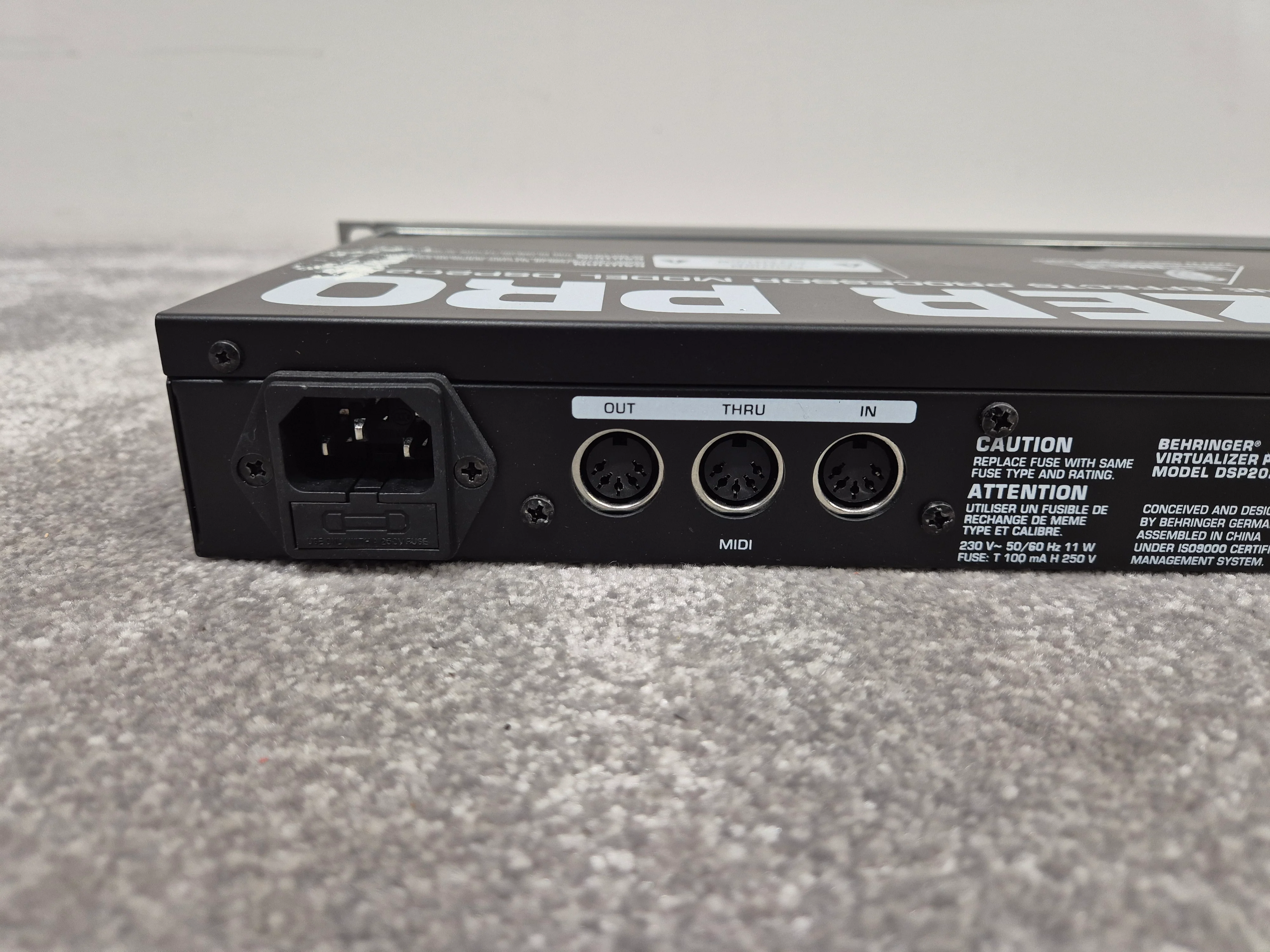 Behringer Virtualizer Pro DSP2024P - Digital Multi-Effects Processor - Image 9