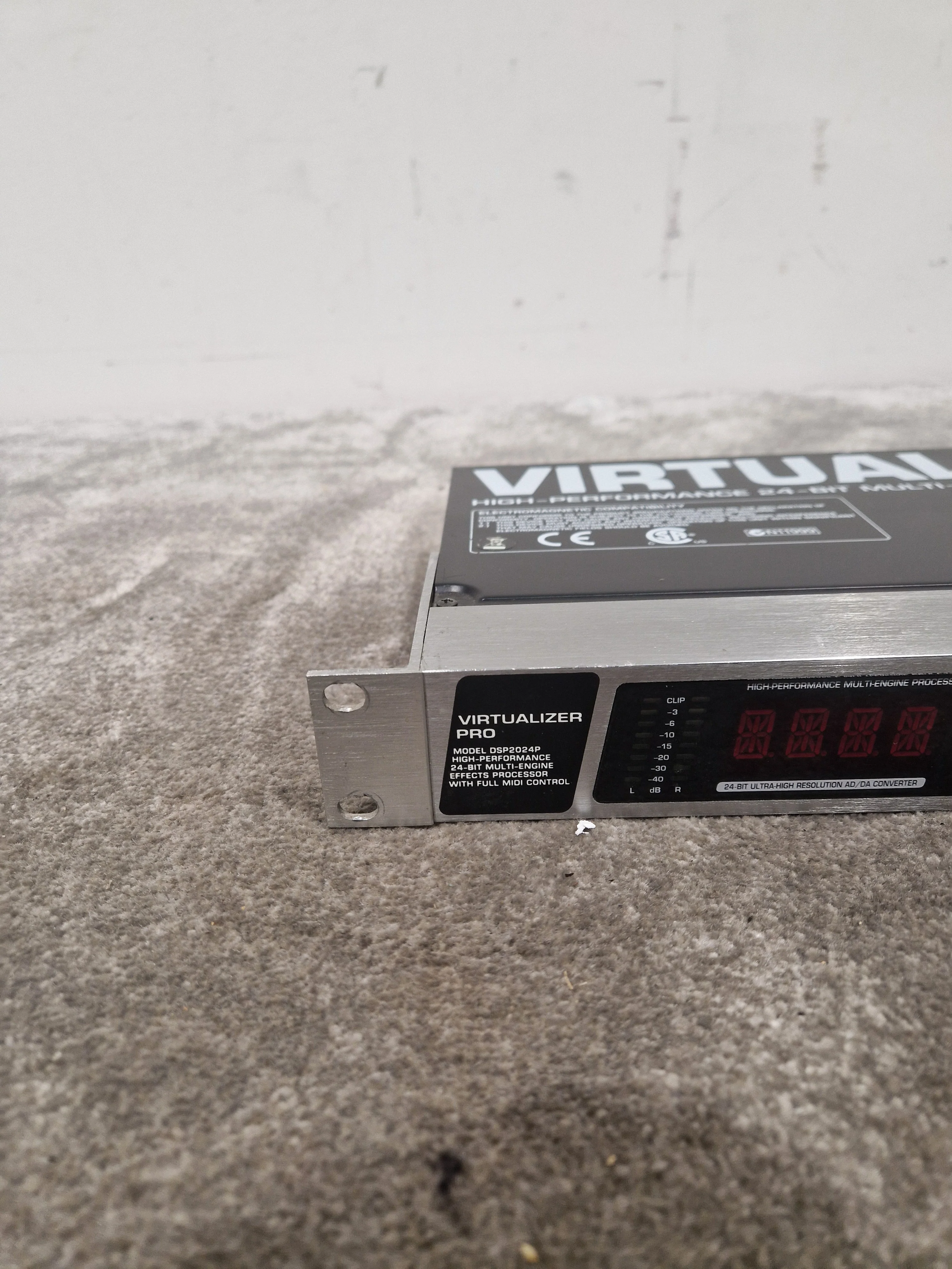 Behringer Virtualizer Pro DSP2024P Effects Processor - Multi-Effects Unit - Very Good w/ Power Supply - Image 10