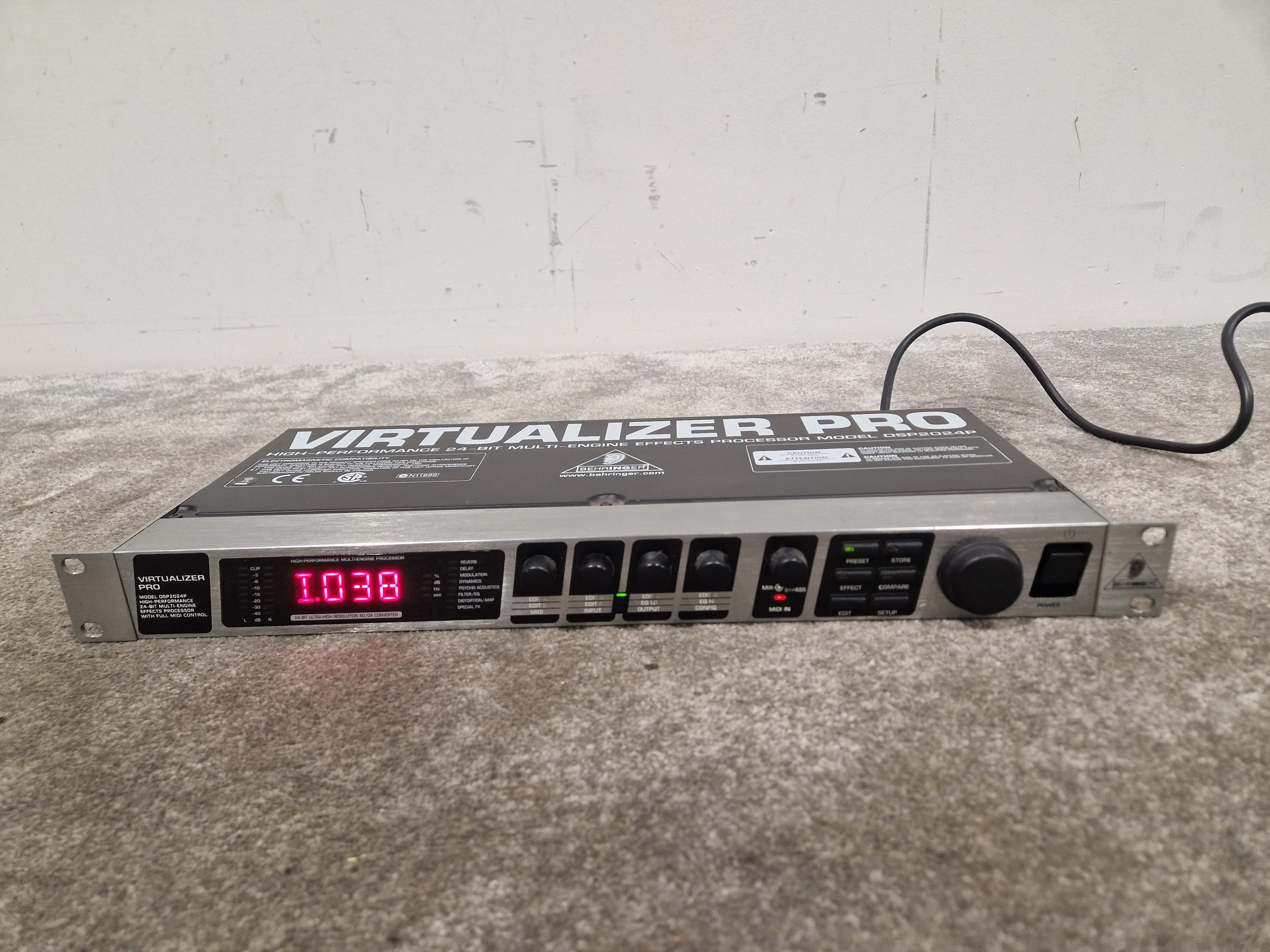 Behringer Virtualizer Pro DSP2024P Effects Processor - Multi-Effects Unit - Very Good w/ Power Supply - Image 16