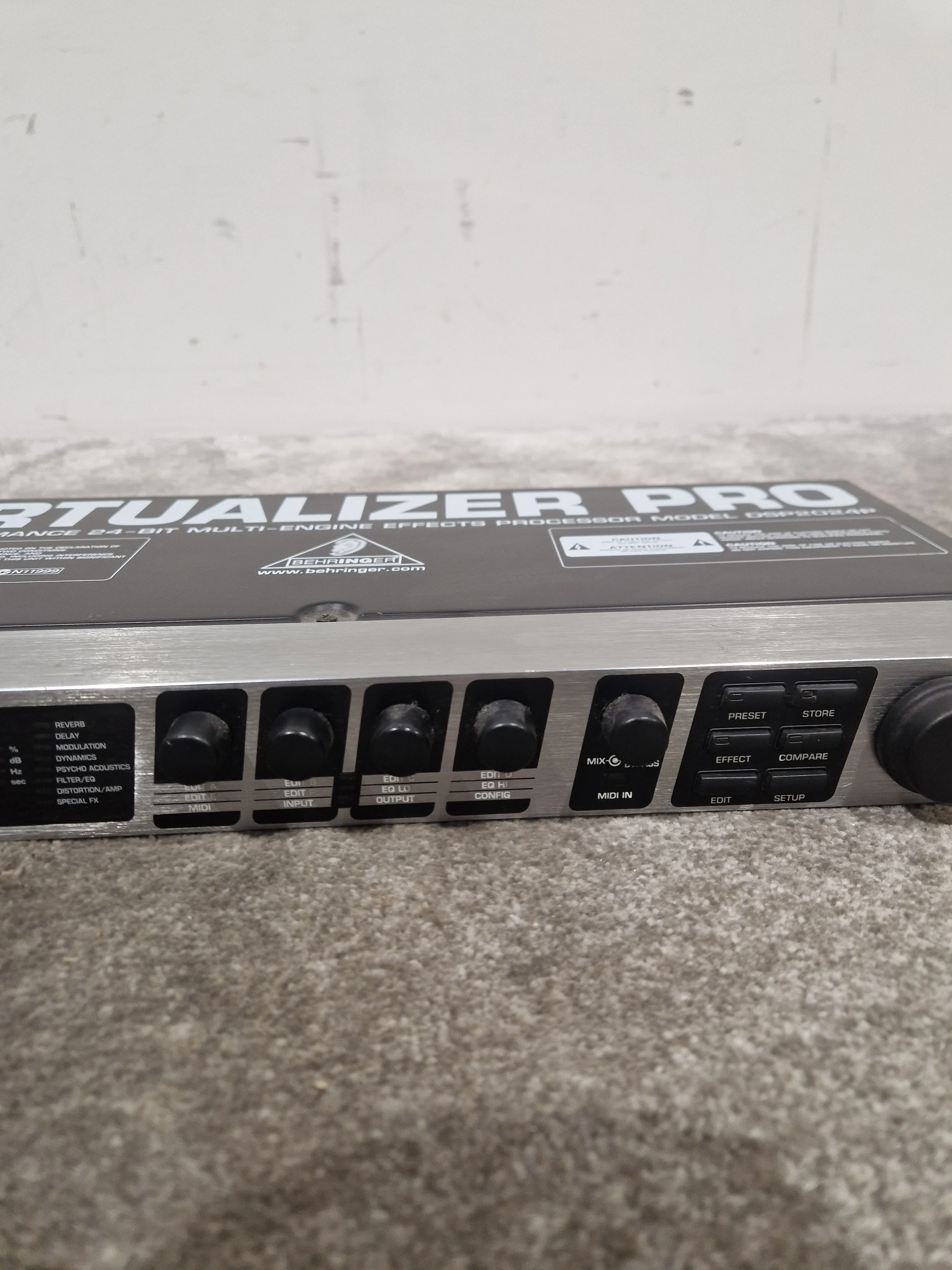 Behringer Virtualizer Pro DSP2024P Effects Processor - Multi-Effects Unit - Very Good w/ Power Supply - Image 4