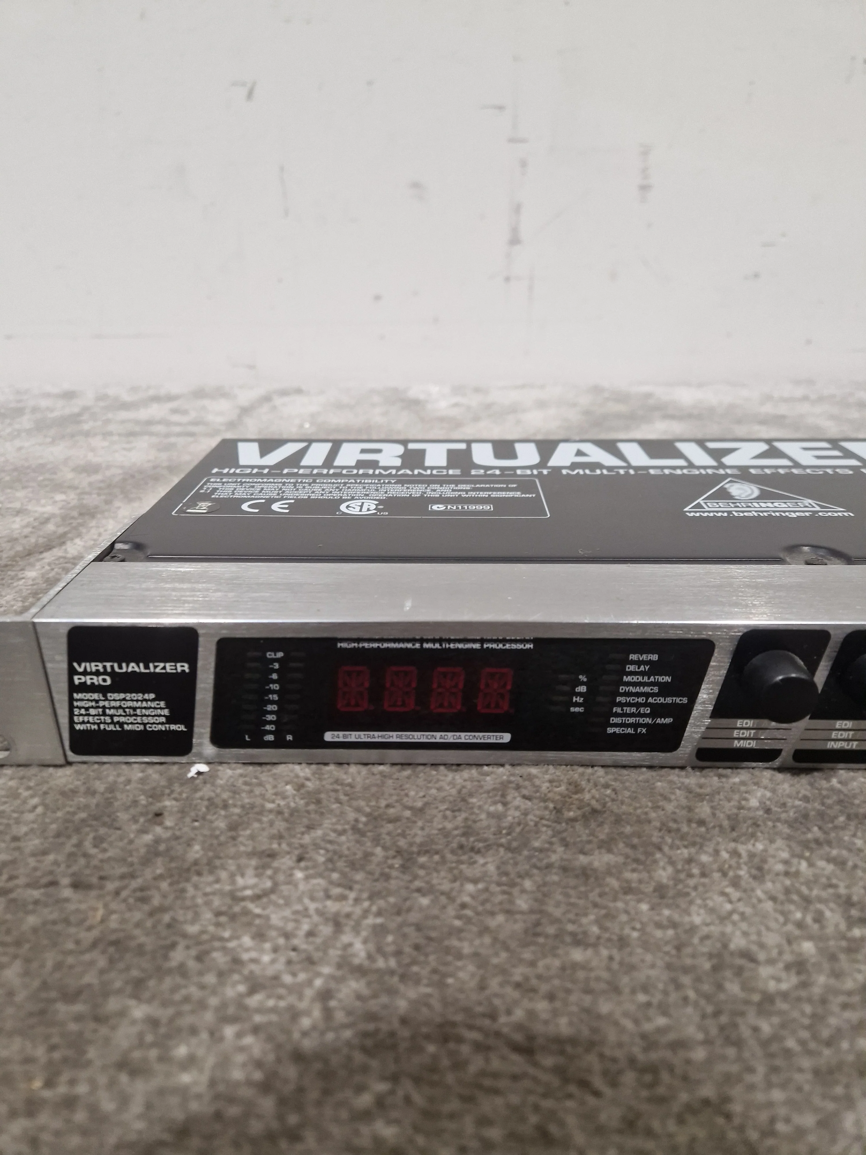 Behringer Virtualizer Pro DSP2024P Effects Processor - Multi-Effects Unit - Very Good w/ Power Supply - Image 5