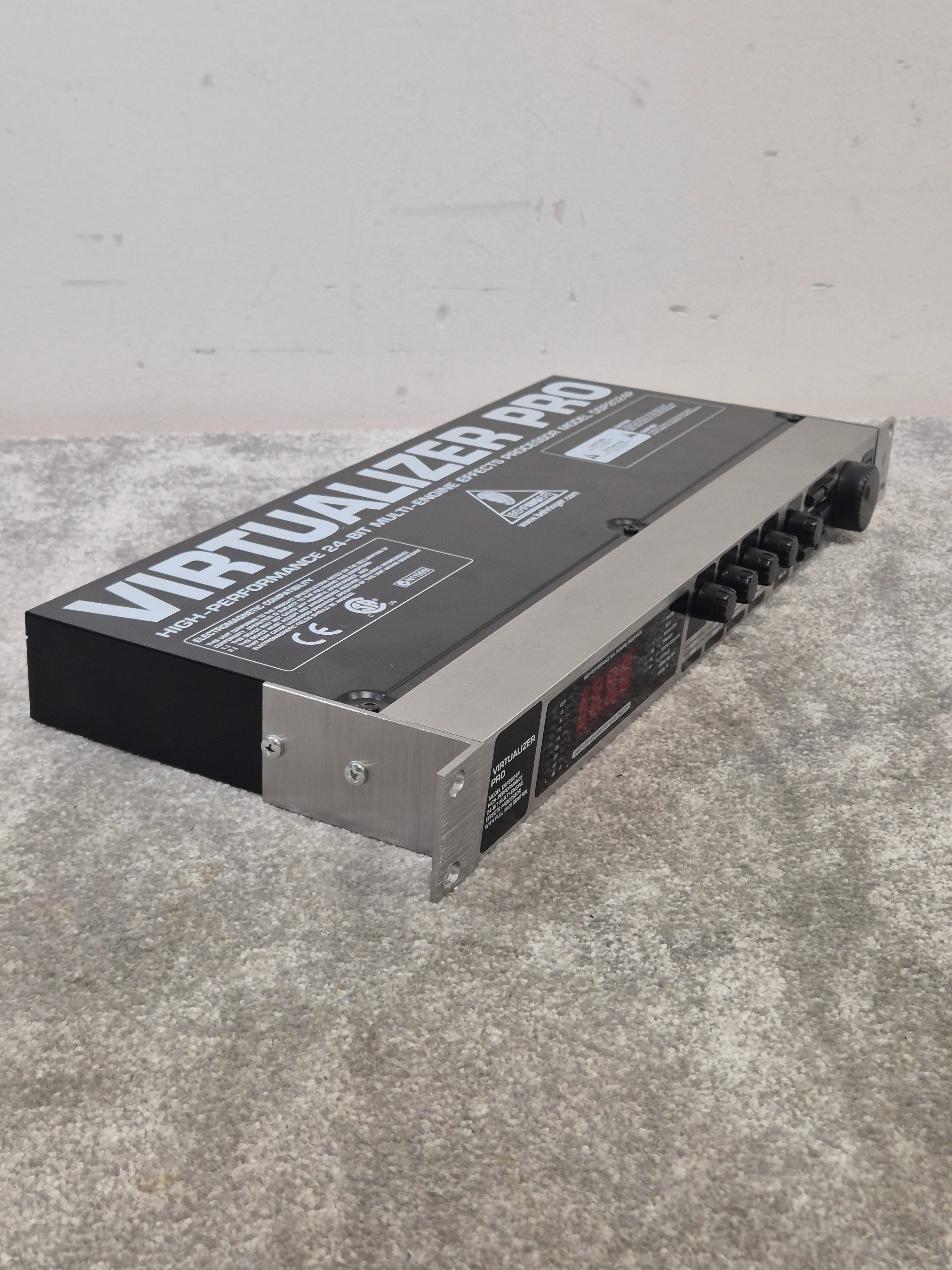 Behringer Virtualizer Pro DSP2024P - Multi-Effects Processor - Excellent - Image 5