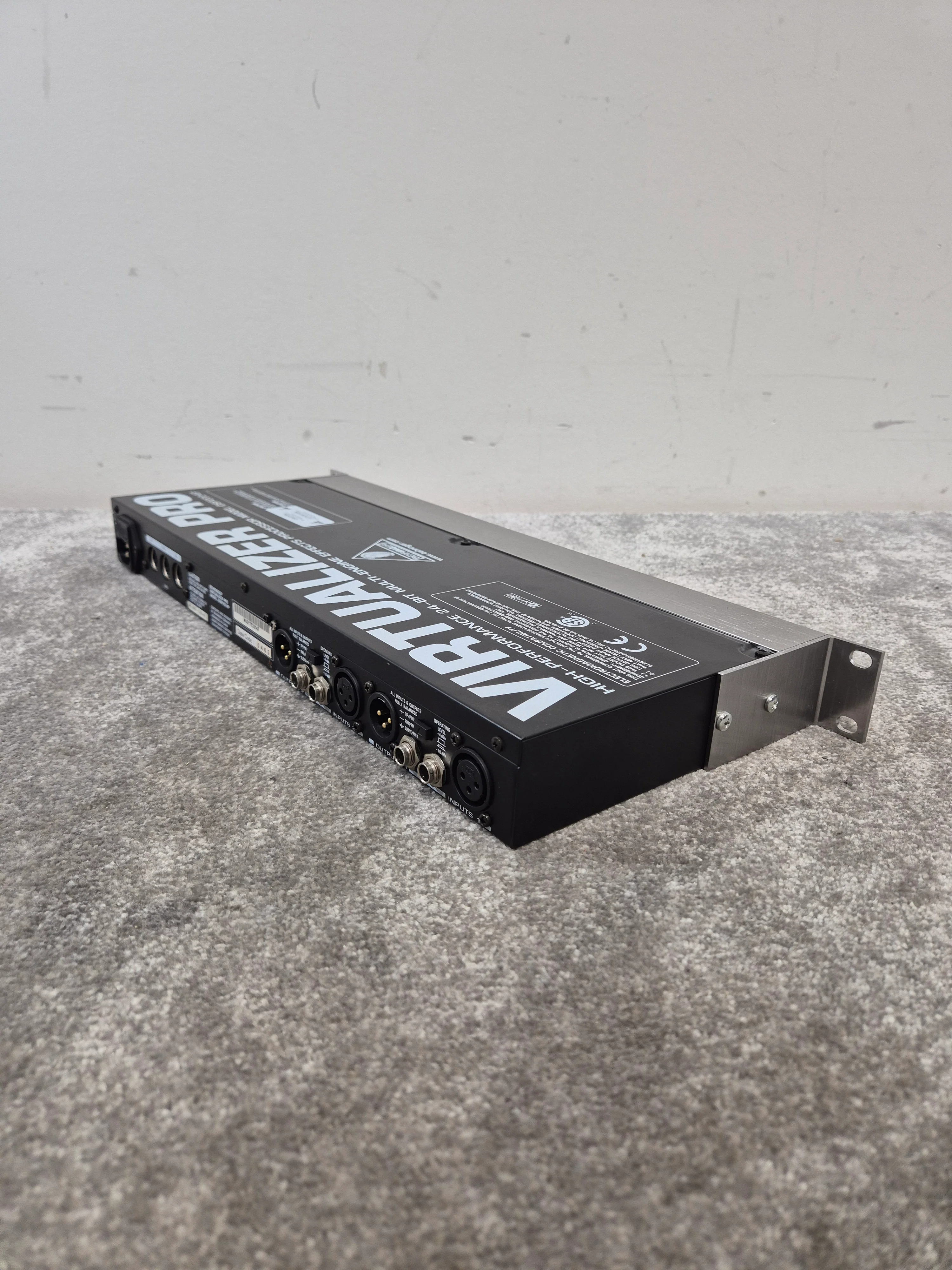 Behringer Virtualizer Pro DSP2024P - Multi-Effects Processor - Excellent - Image 6