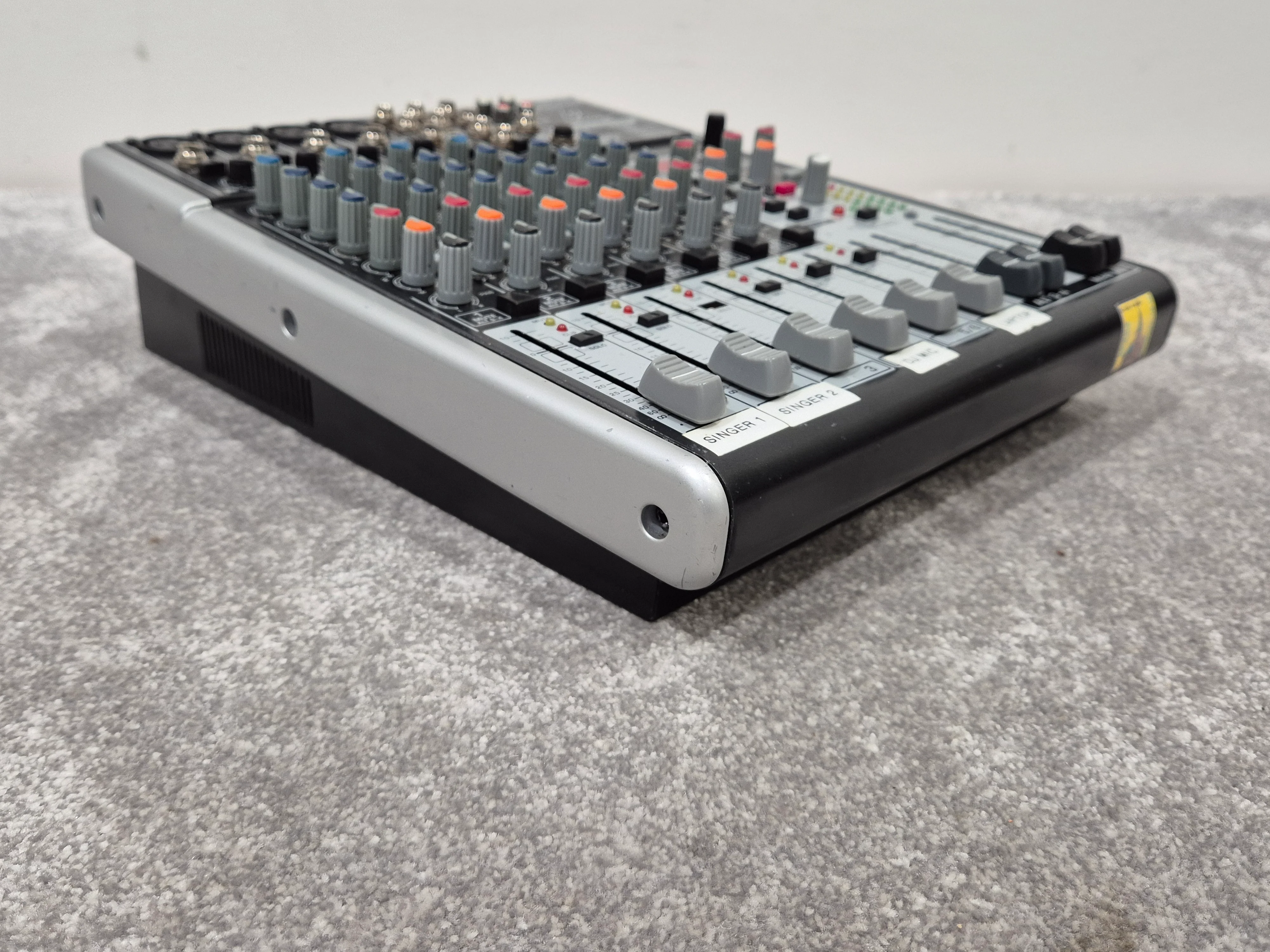 Behringer Xenyx 1204USB Mixer - Premium 12-input 2/2-Bus Mixer RRP £139 - Image 5