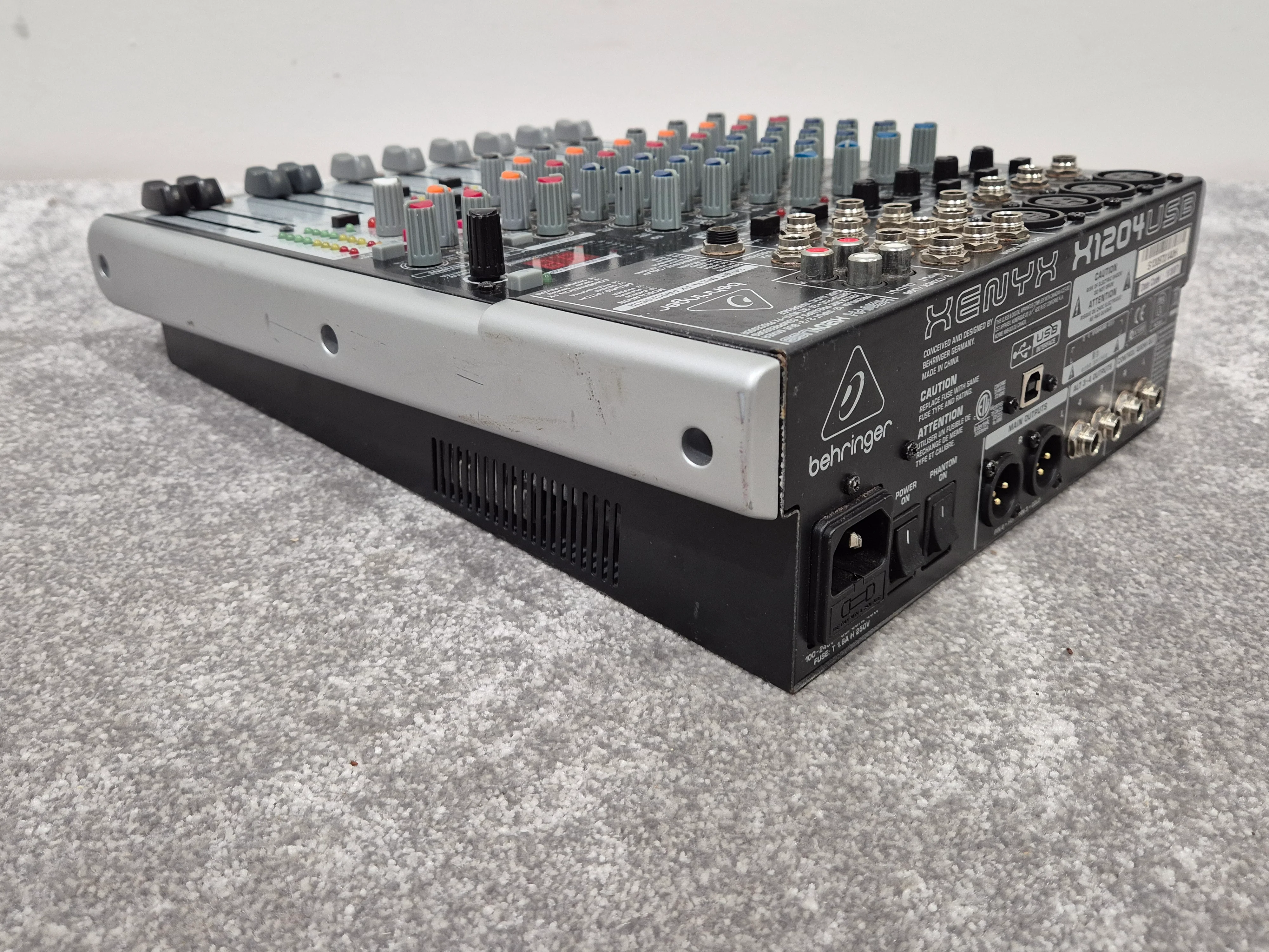 Behringer Xenyx 1204USB Mixer - Premium 12-input 2/2-Bus Mixer RRP £139 - Image 8