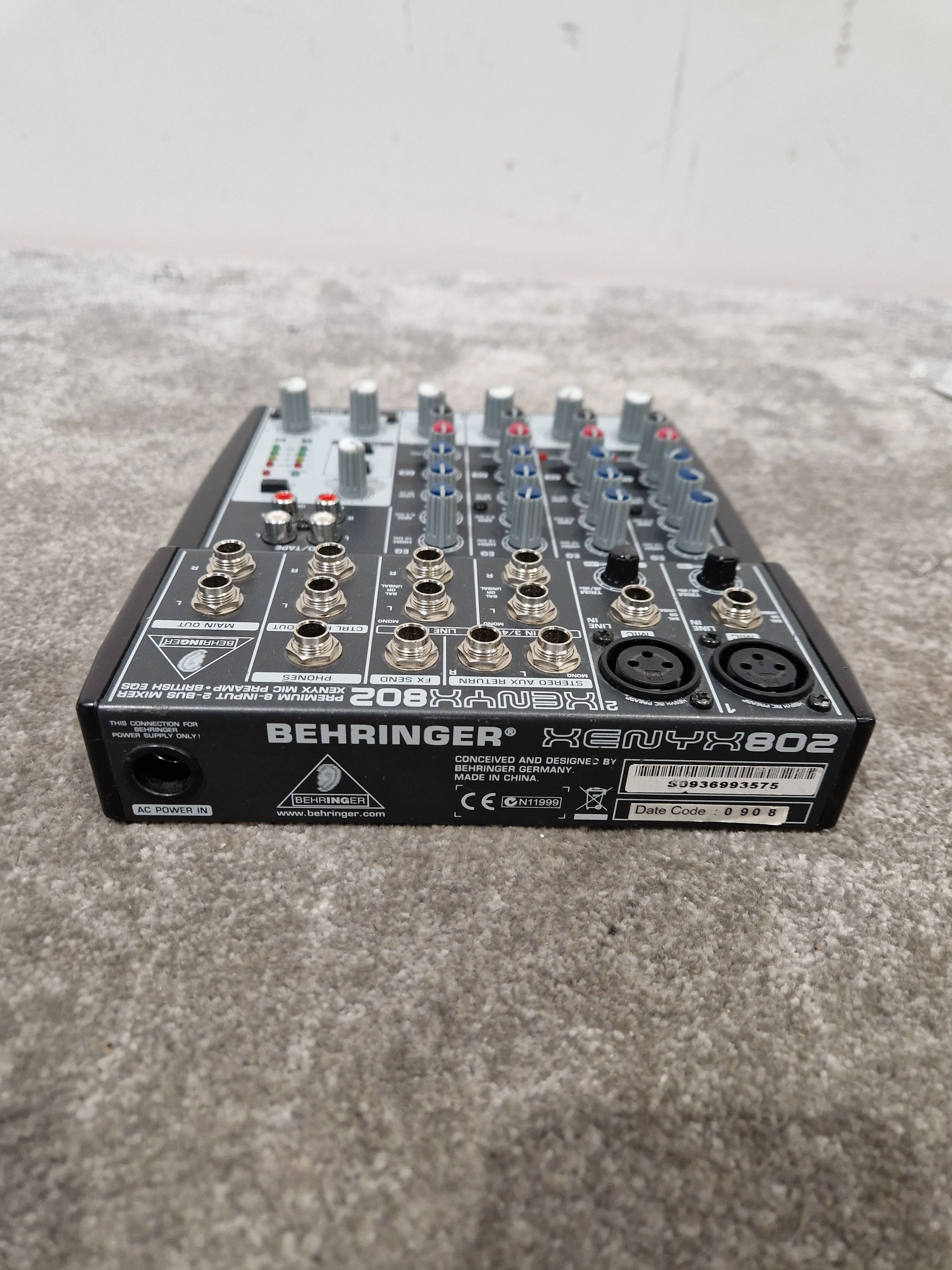 Behringer Xenyx 802 Mixer - 8-Input, 2-Bus - Very Good w/ Original Box & Power Supply & Manuals - Image 2