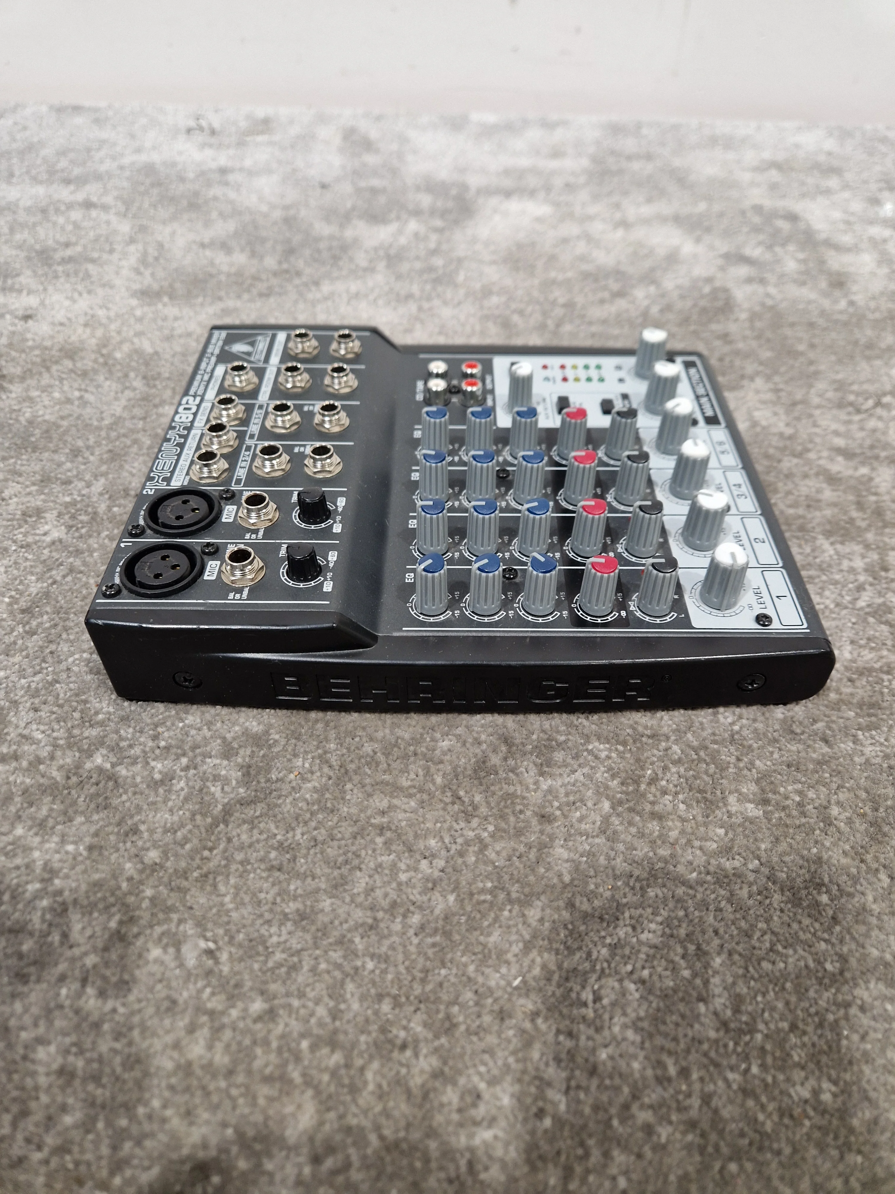 Behringer Xenyx 802 Mixer - 8-Input, 2-Bus - Very Good w/ Original Box & Power Supply & Manuals - Image 5