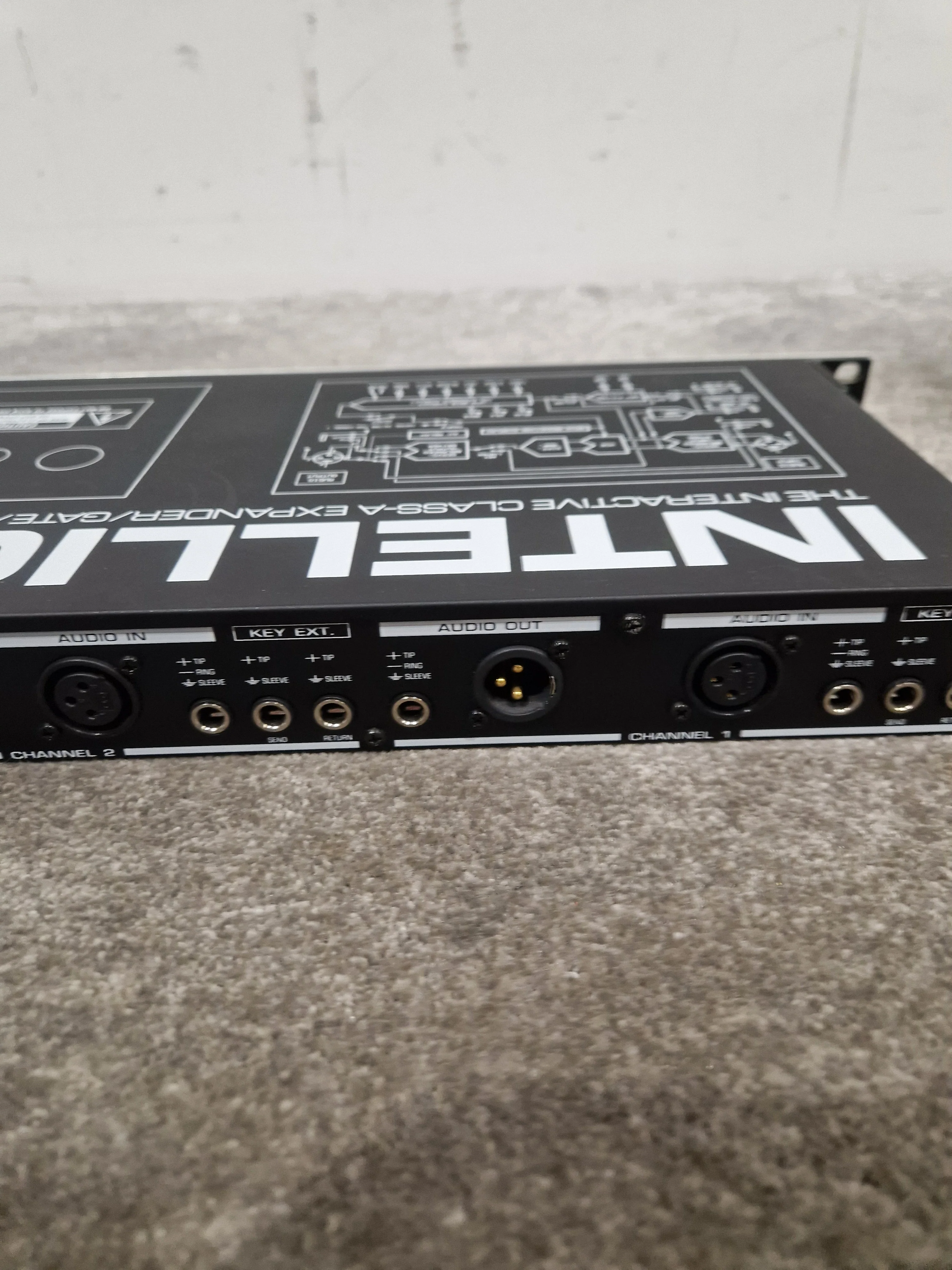 Behringer XR2000 - 12-Channel Feedback Destroyer - Excellent w/ Power Supply - Image 15