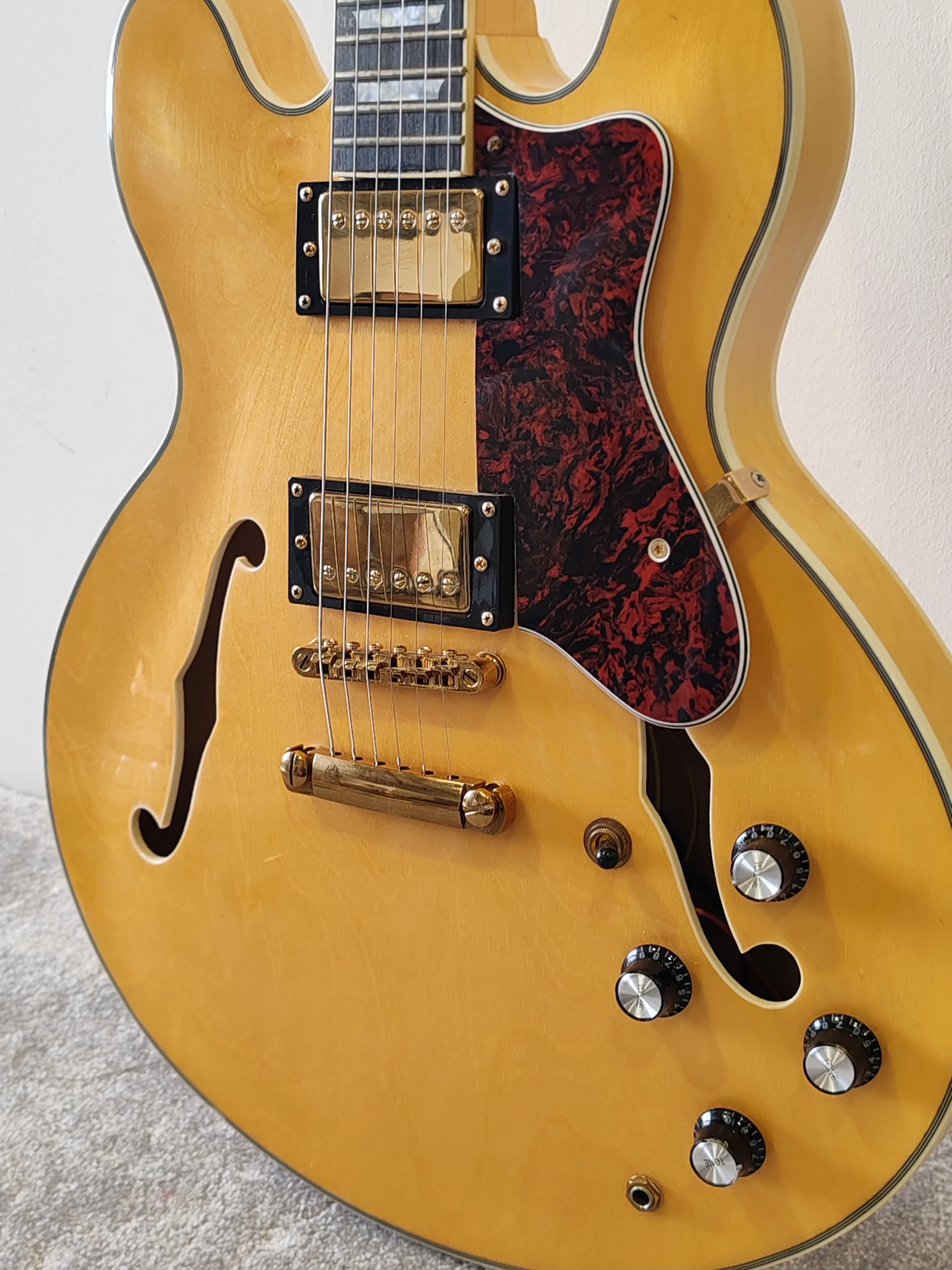 Benson ES-335 Style Electric Guitar – Very Good Condition - Image 3
