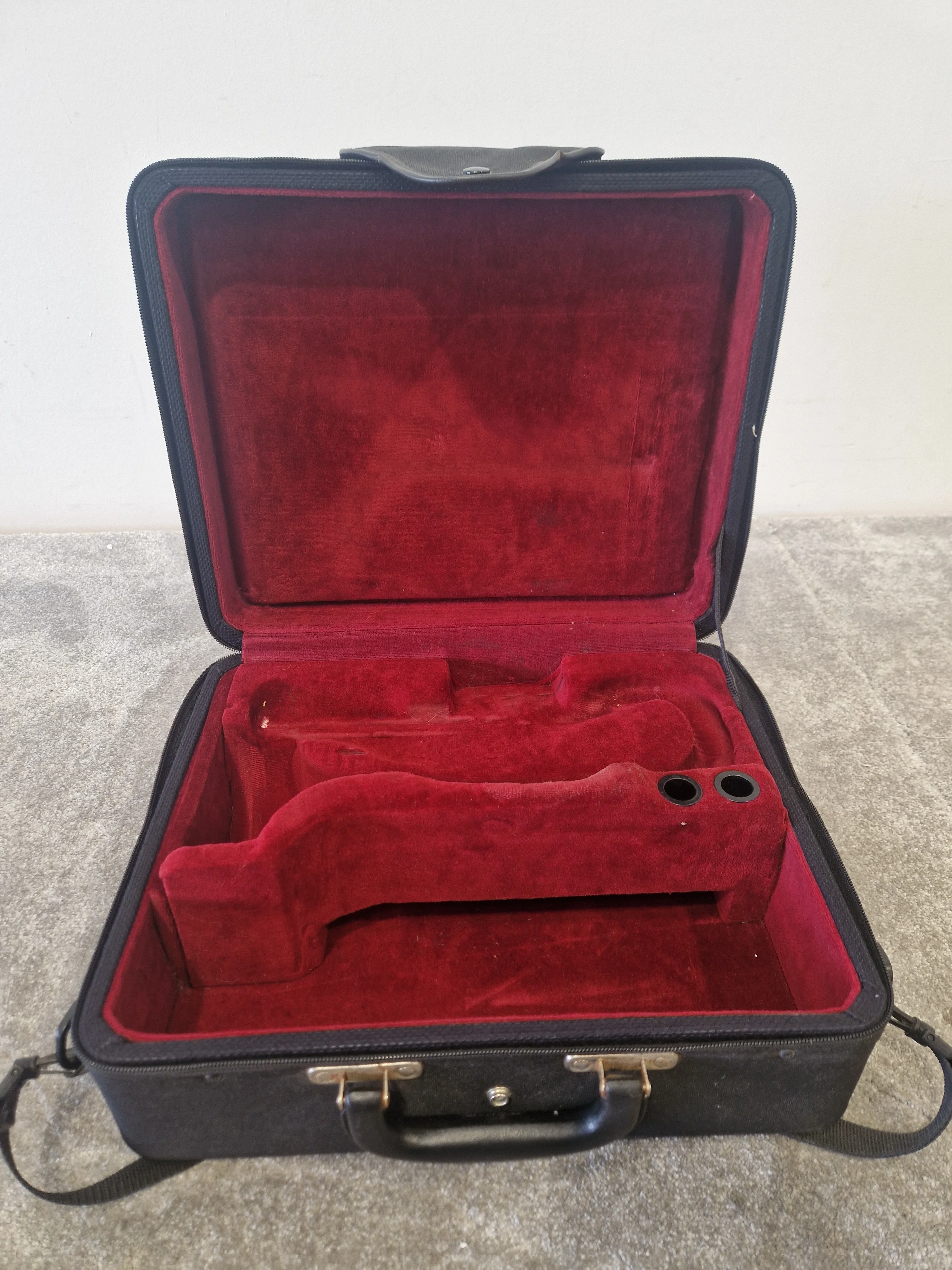 Besson Be1020 Silver Plate - Professional Cornet, Silver Plated - Good w/ Manuals & Certification & Soft Case - Image 2