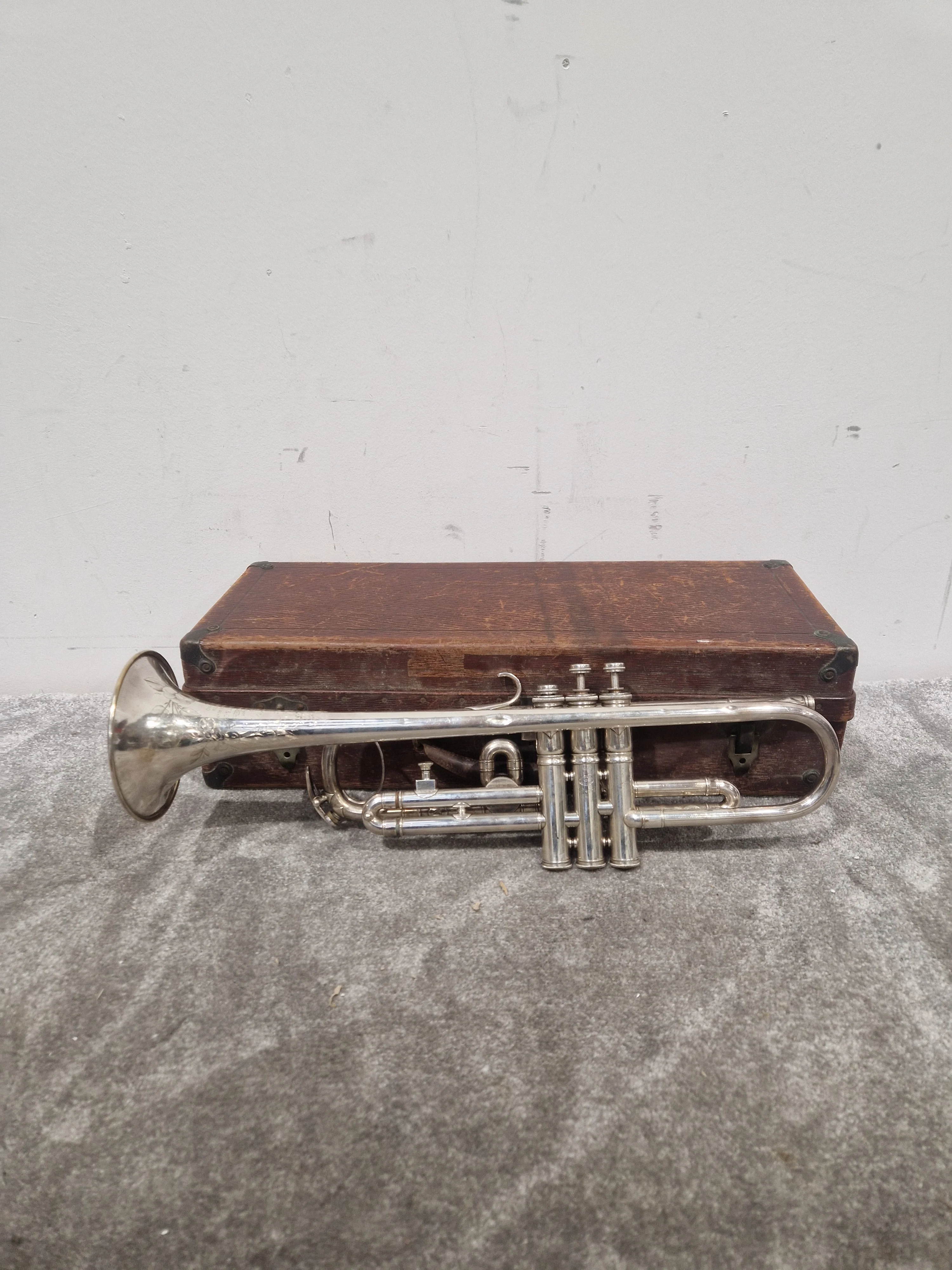 Besson & CO Class A Trumpet - Brass Finish - Spares or Repair - Image 2