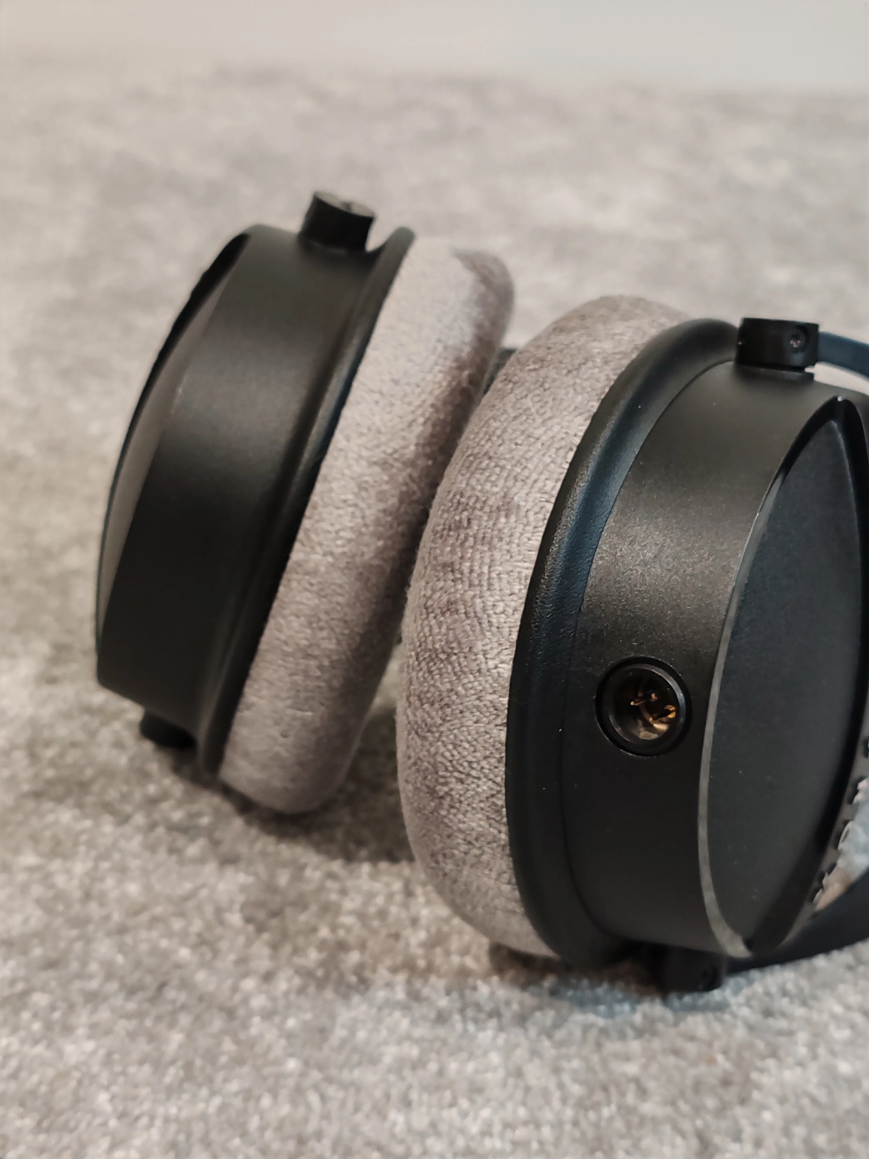 Beyerdynamic DT 770 Pro X Limited Edition Pro Studio Headphones - Image 3