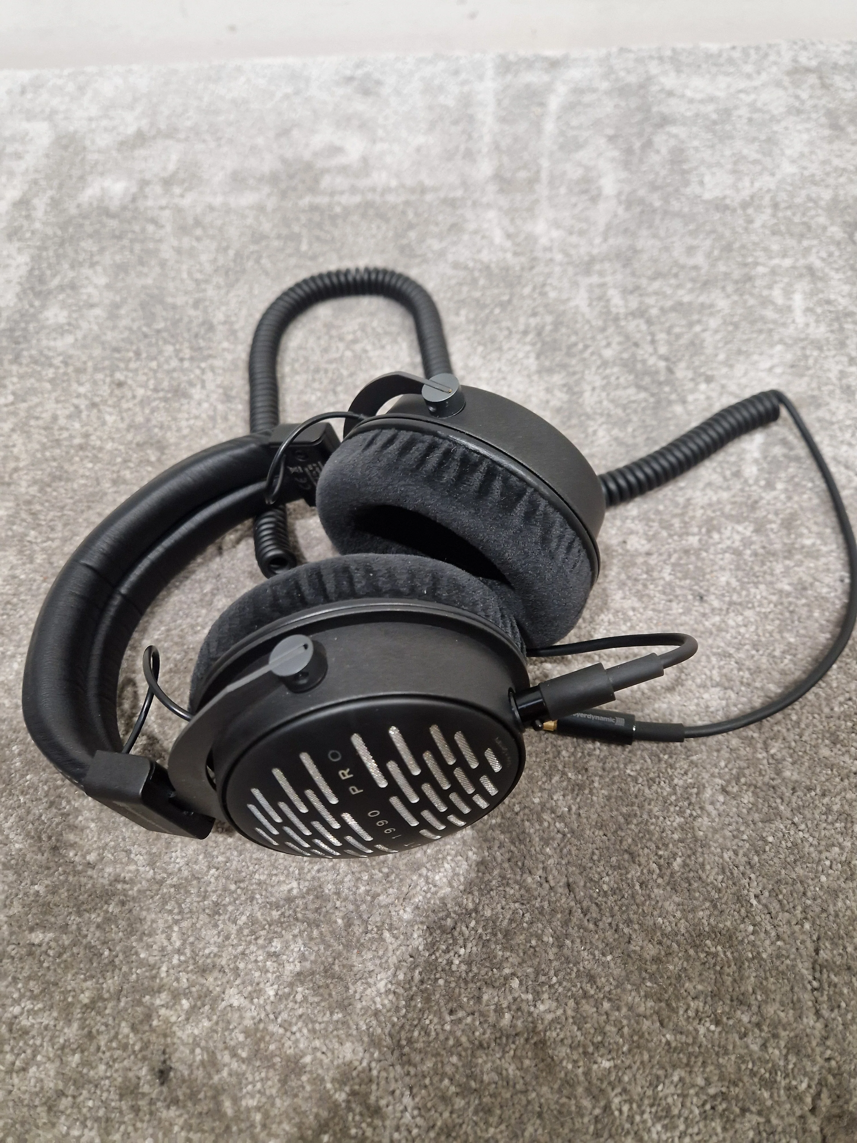 Beyerdynamic DT1990 Pro - Open-Back Studio Headphones - Excellent w/ Original Box & Soft Case - Image 10