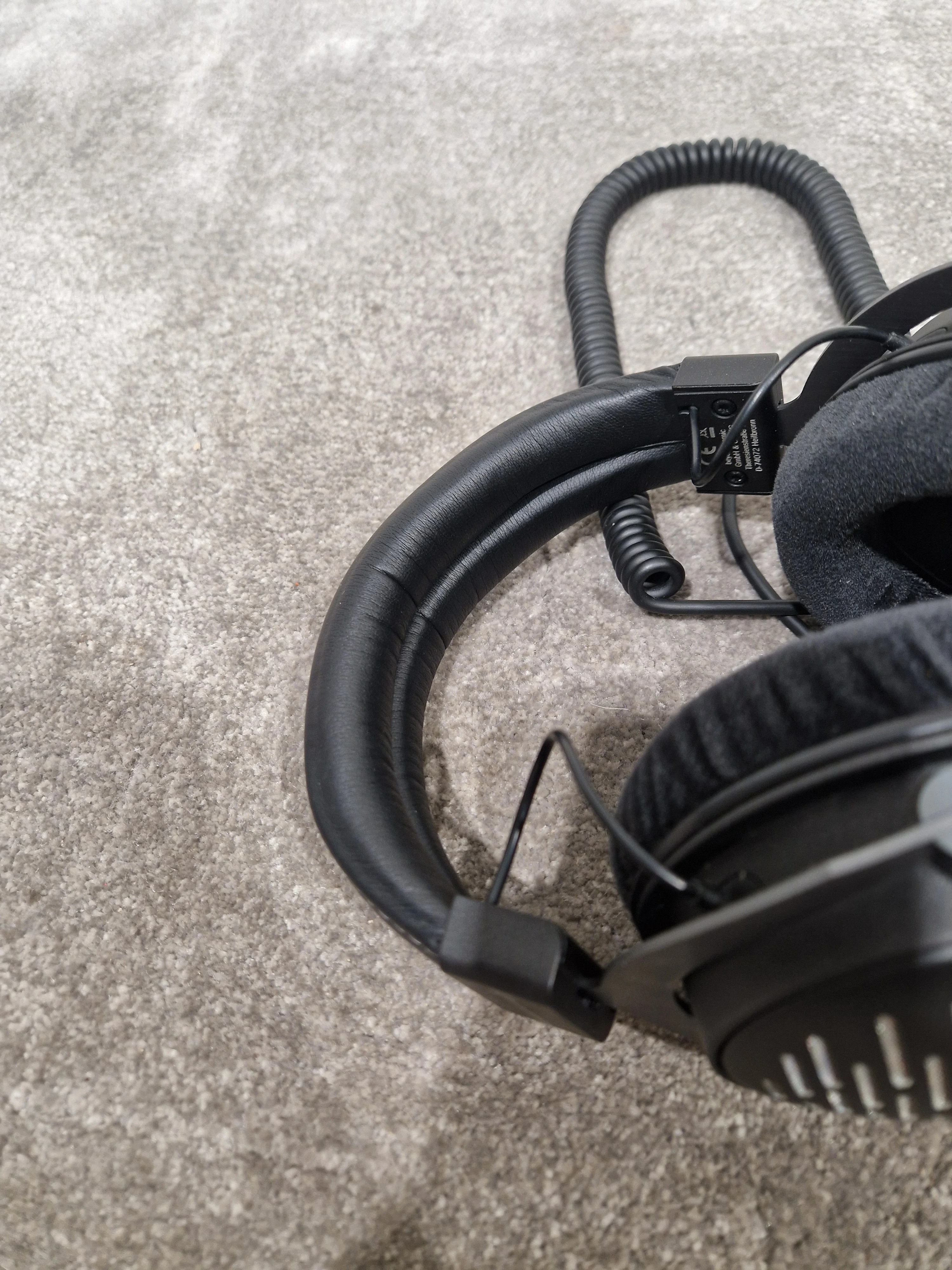 Beyerdynamic DT1990 Pro - Open-Back Studio Headphones - Excellent w/ Original Box & Soft Case - Image 11