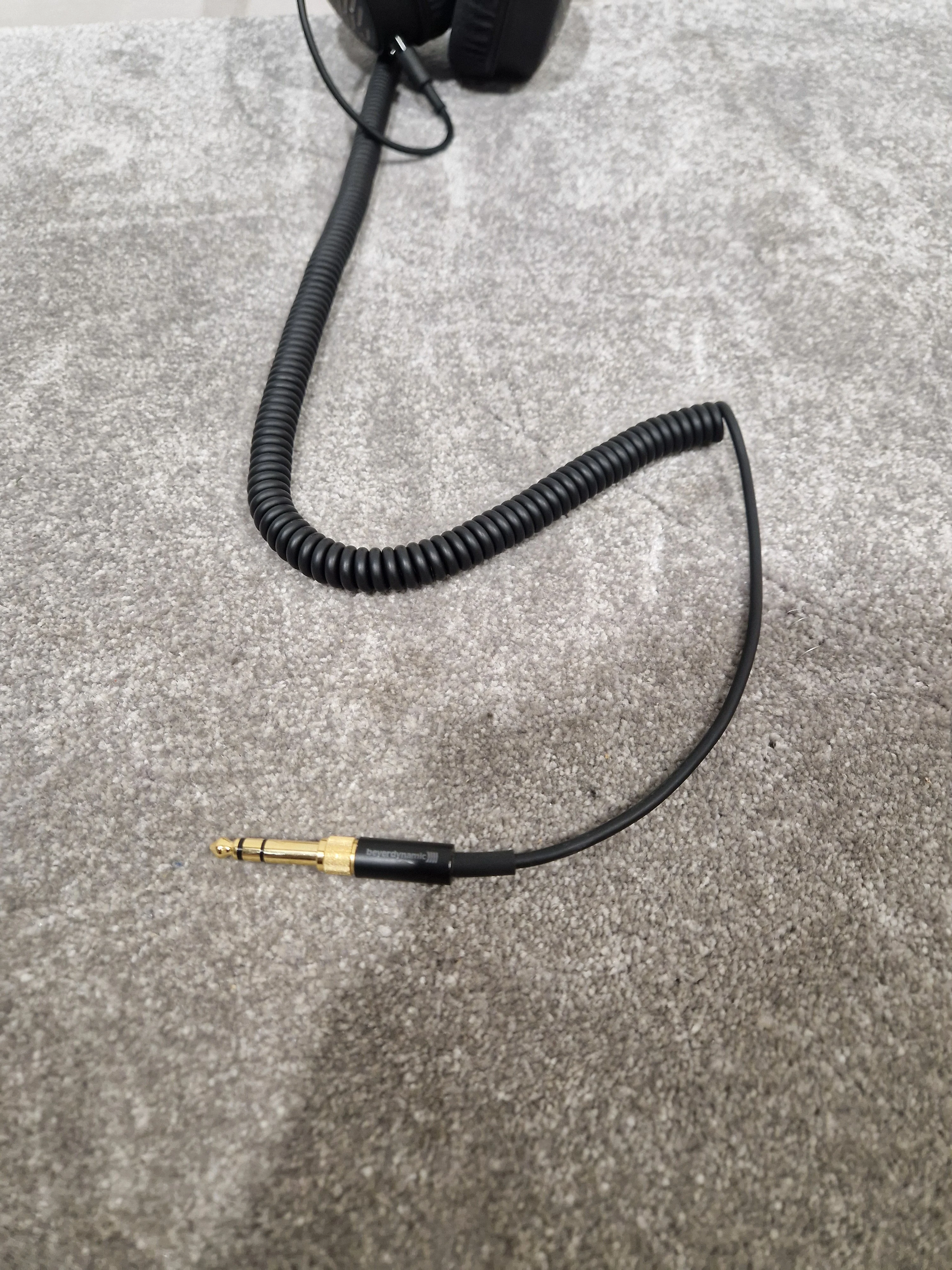Beyerdynamic DT1990 Pro - Open-Back Studio Headphones - Excellent w/ Original Box & Soft Case - Image 13